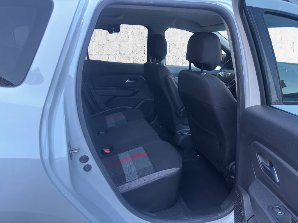 DACIA Duster 1.6 Ultimate 4WD - 10
