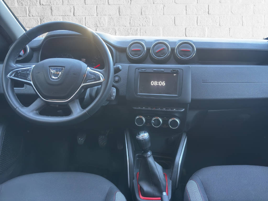 DACIA Duster 1.6 Ultimate 4WD - 8