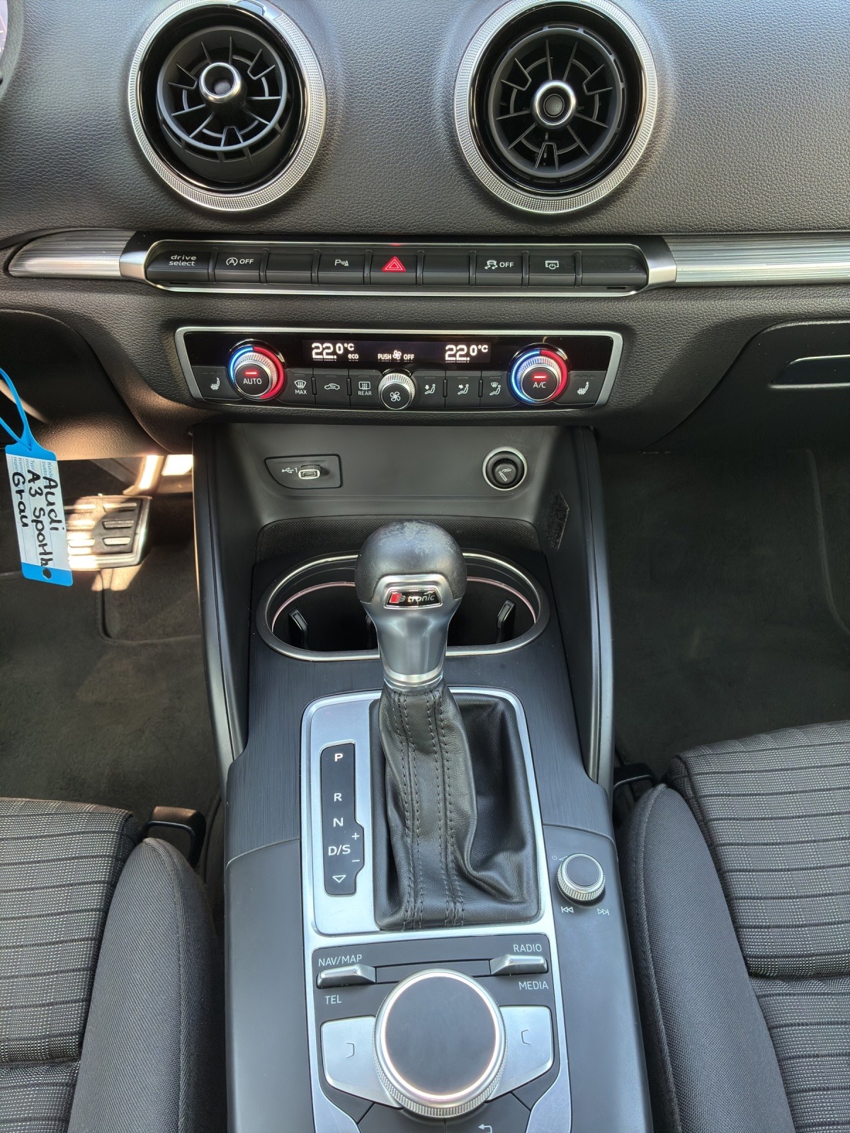 AUDI A3 Sportback 2.0 TDI Sport S-tronic quattro - 11