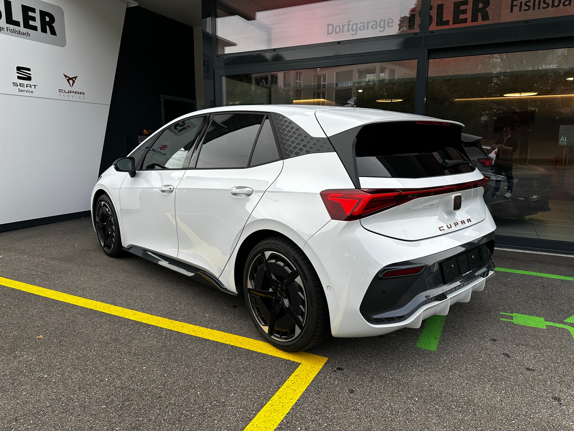 CUPRA Born 79 kWh e-Boost - 4