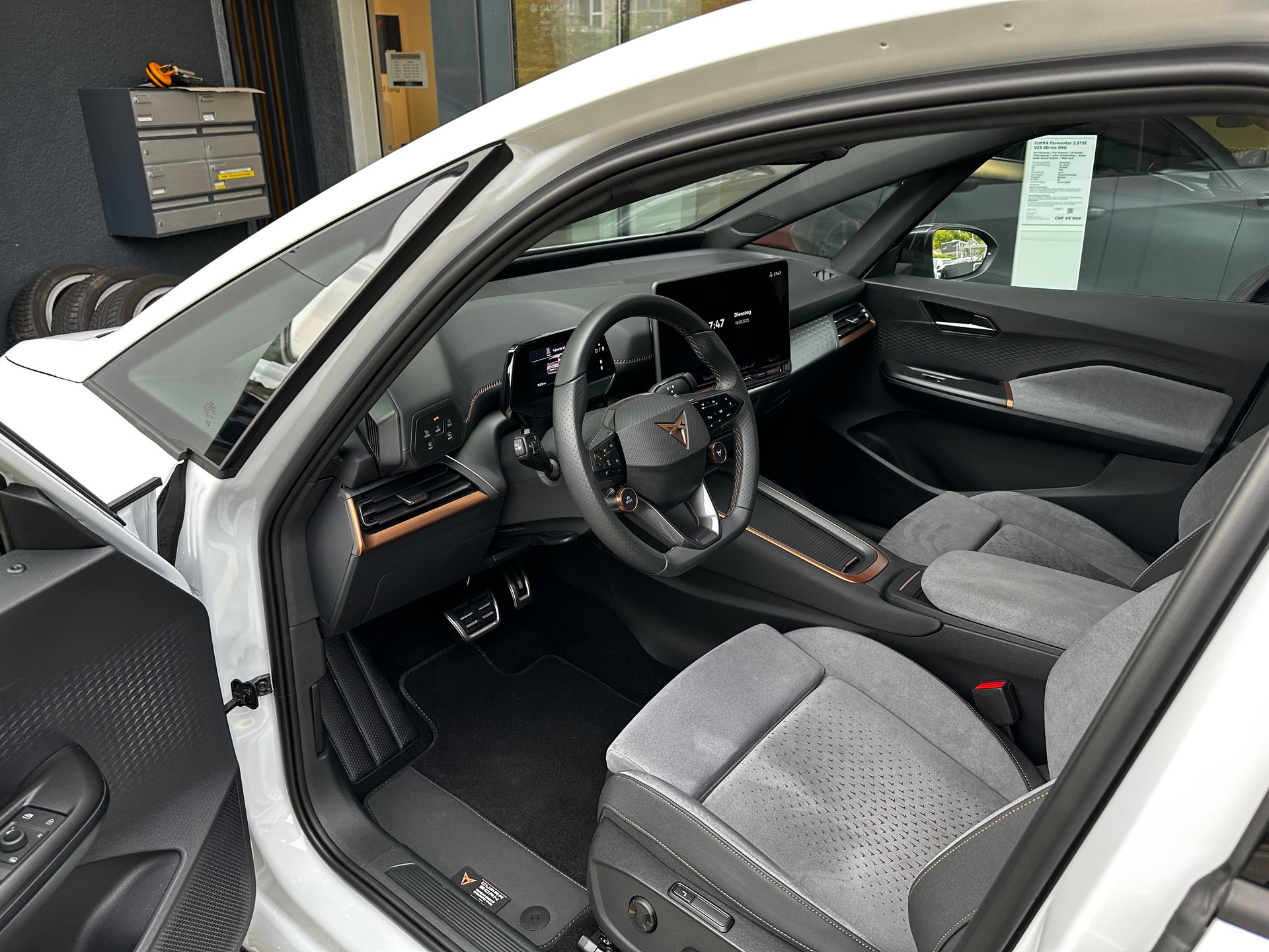 CUPRA Born 79 kWh e-Boost - 10