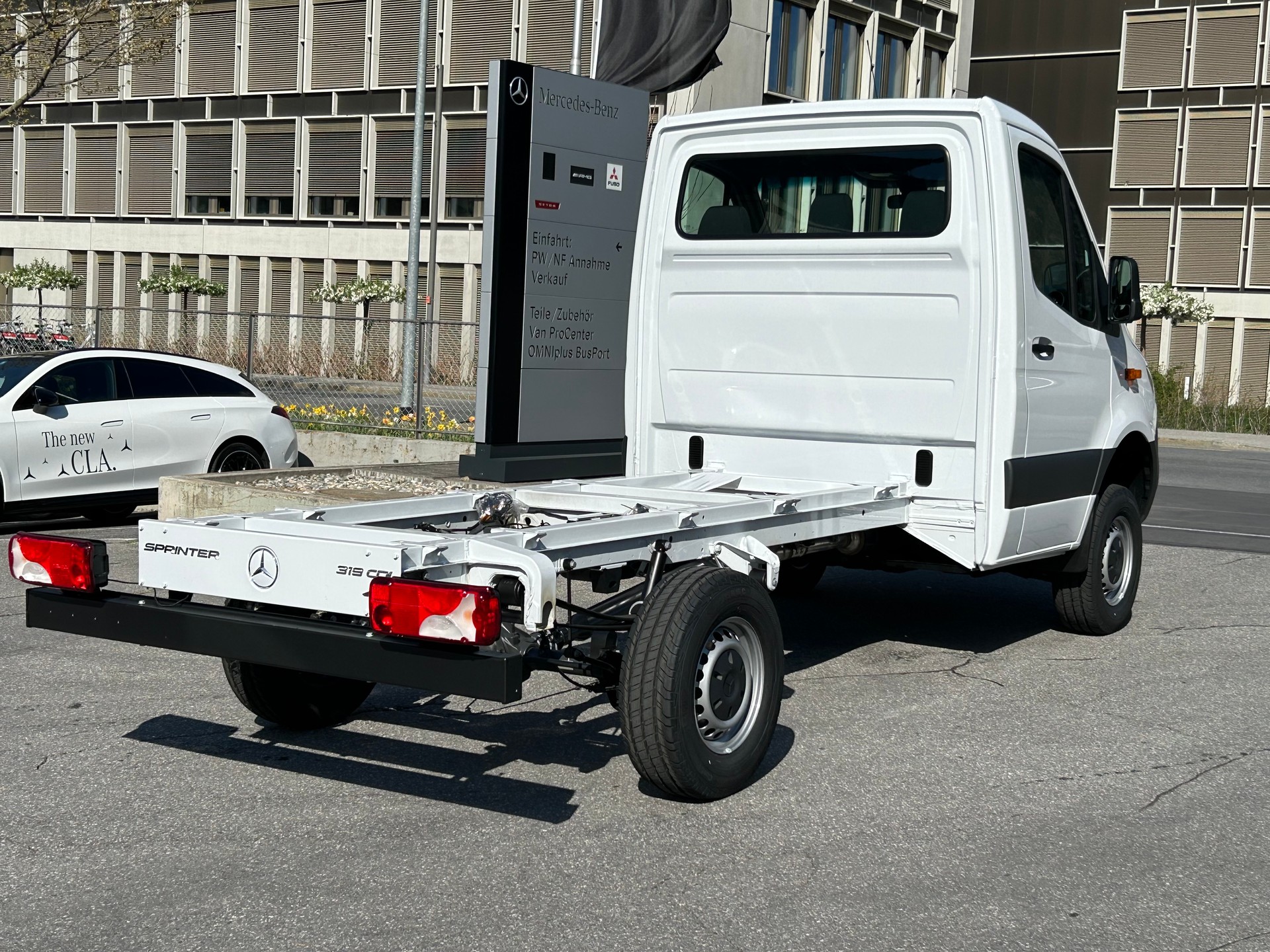 MERCEDES-BENZ Sprinter 319 CDI PRO CHASSIS 4x4 - 6