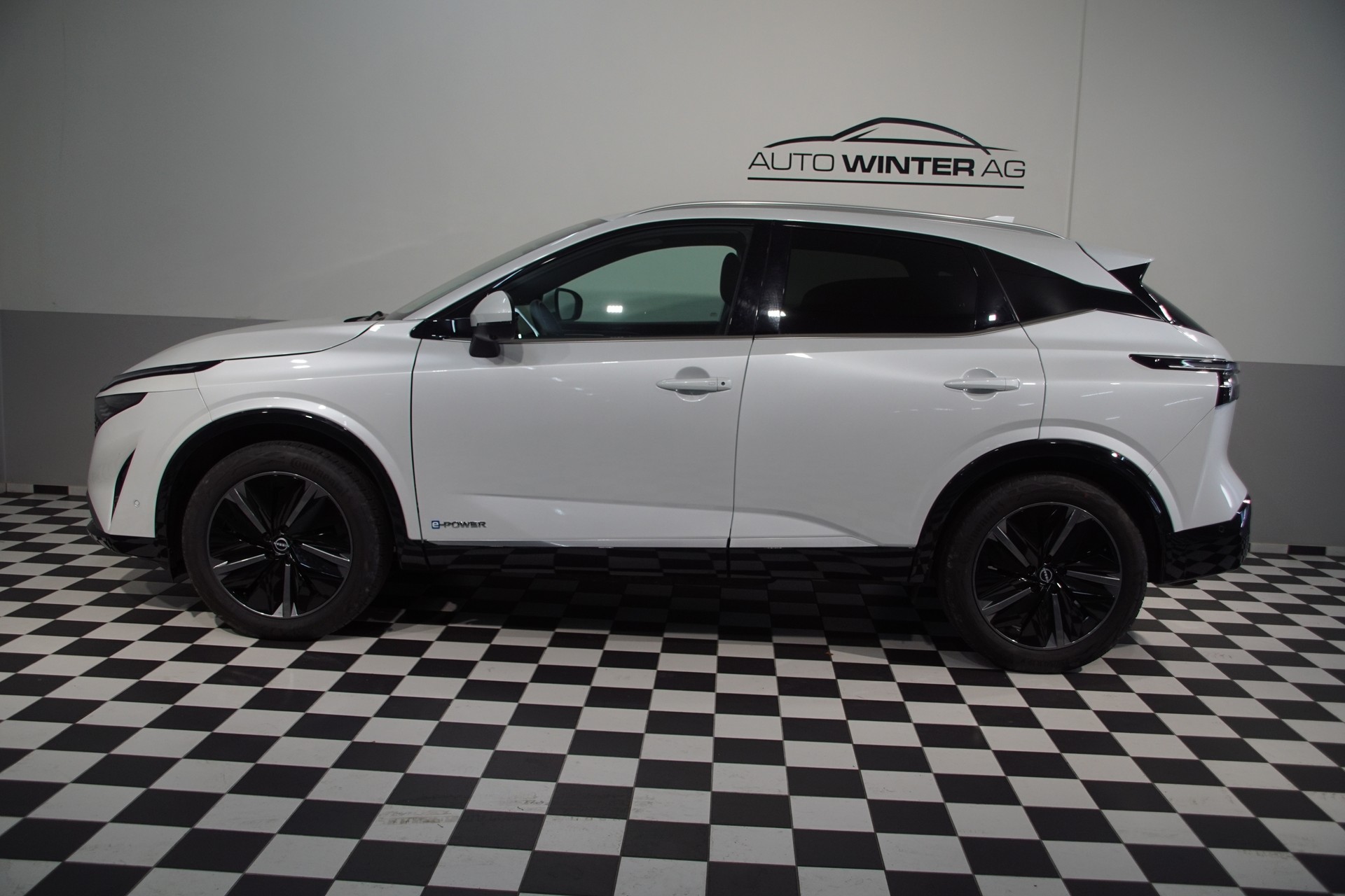 NISSAN Qashqai 1.5 VC-T e-Power Tekna ++SWISS++ - 10