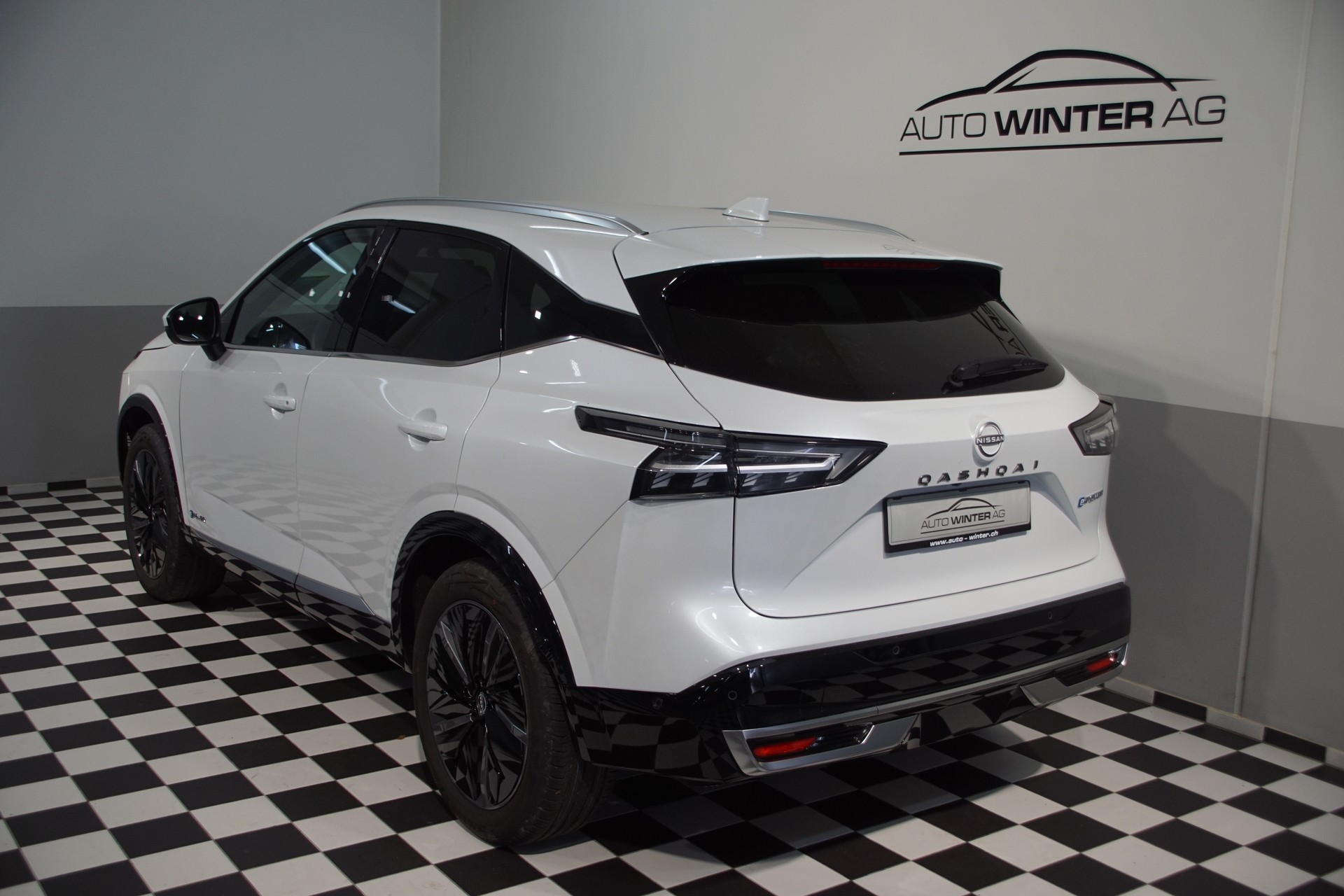 NISSAN Qashqai 1.5 VC-T e-Power Tekna ++SWISS++ - 8