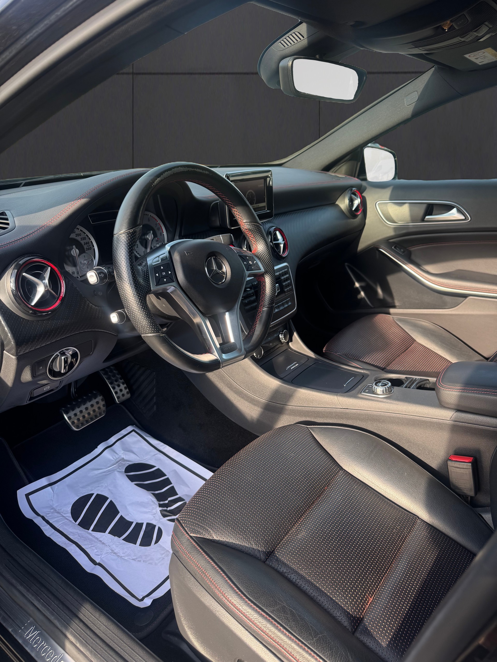MERCEDES-BENZ A 250 Sport 7G-DCT - Expertisé 2026 - 8