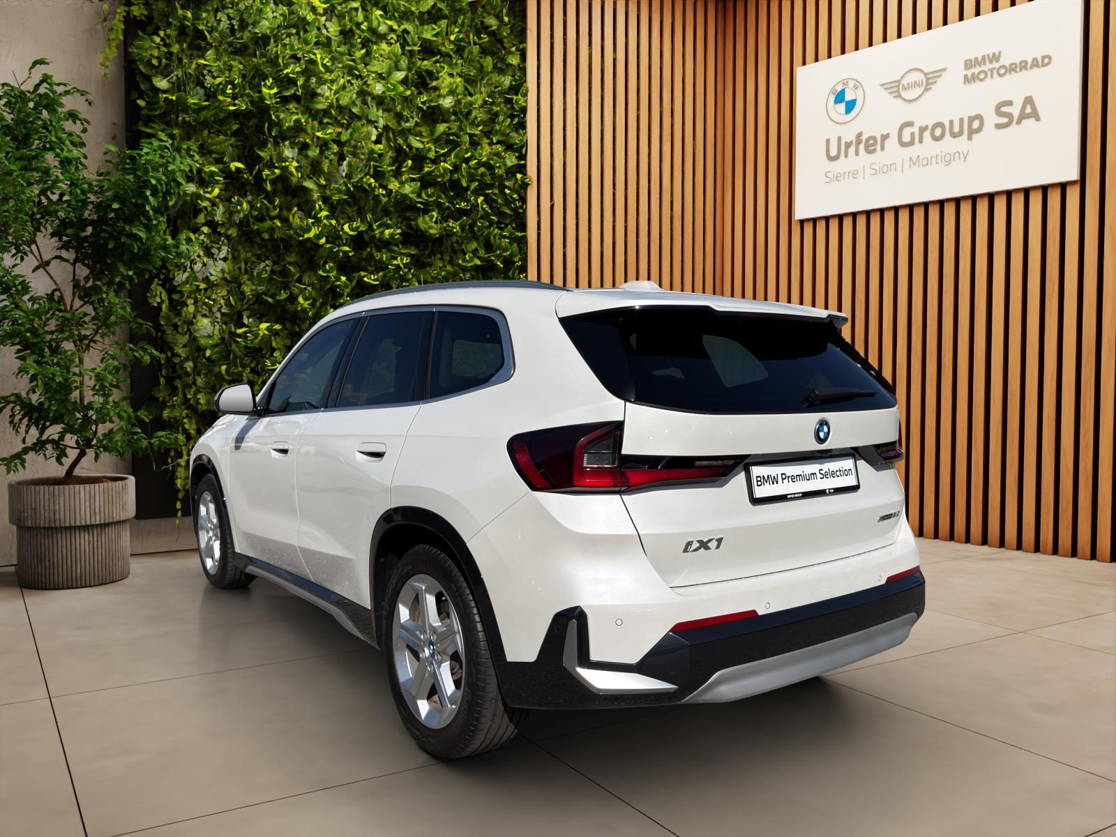 BMW iX1 xDrive 30 X-Line (CH) 🔋 - 5