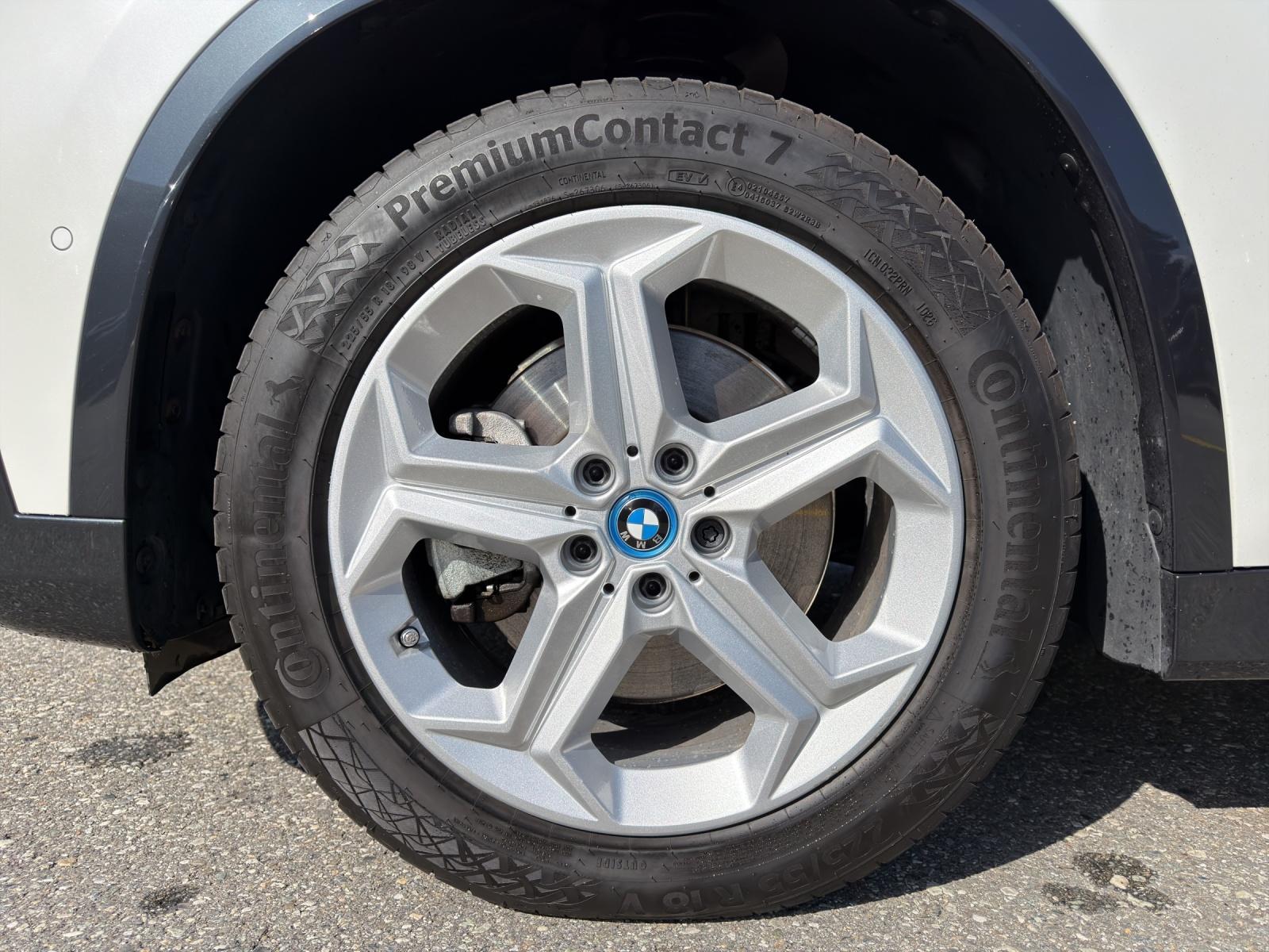 BMW iX1 xDrive 30 X-Line (CH) 🔋 - 10
