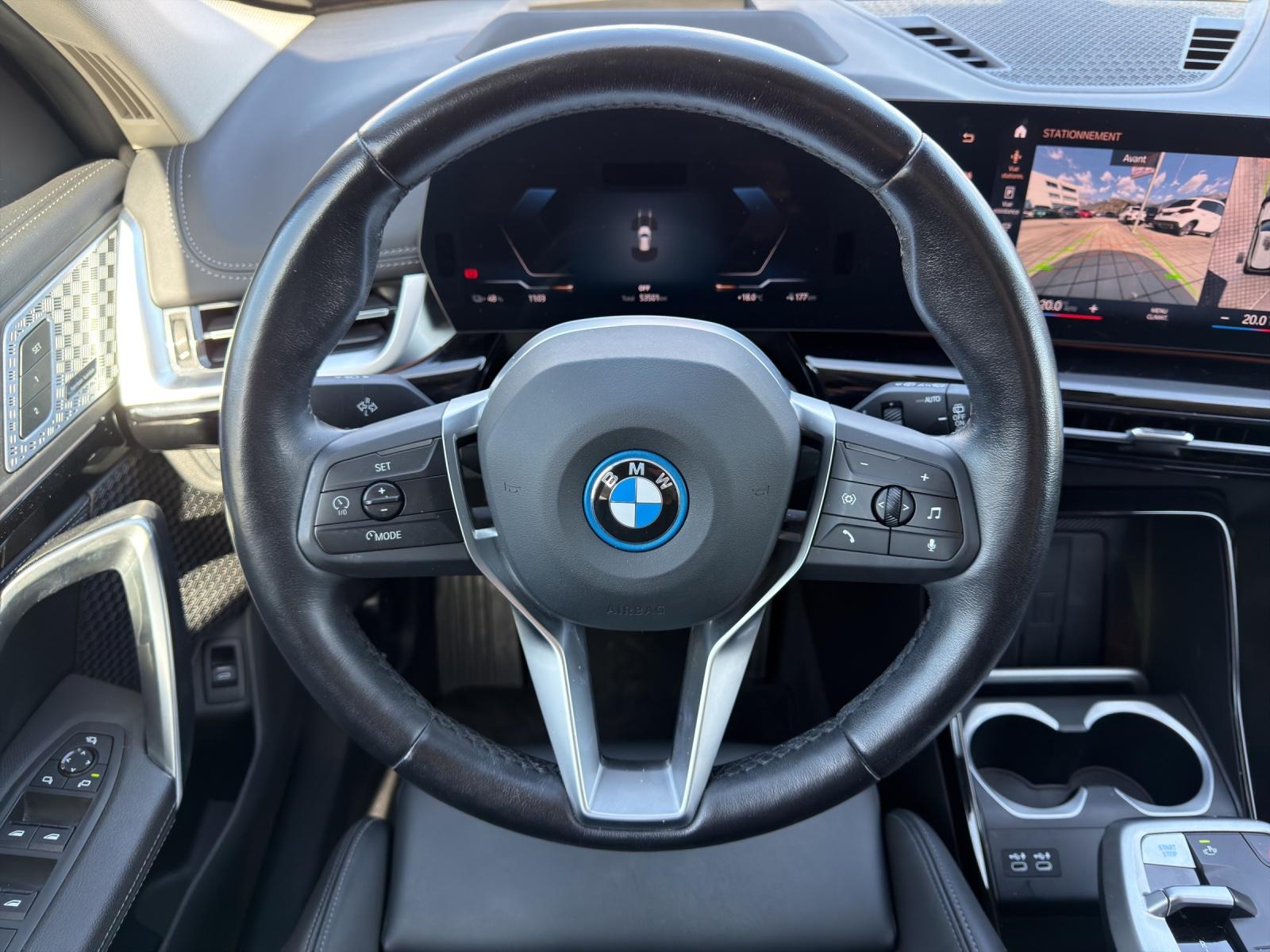 BMW iX1 xDrive 30 X-Line (CH) 🔋 - 14