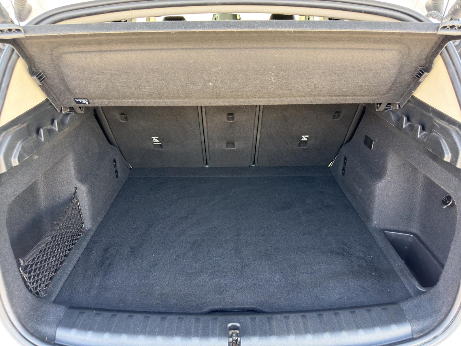 BMW iX1 xDrive 30 X-Line (CH) 🔋 - 21
