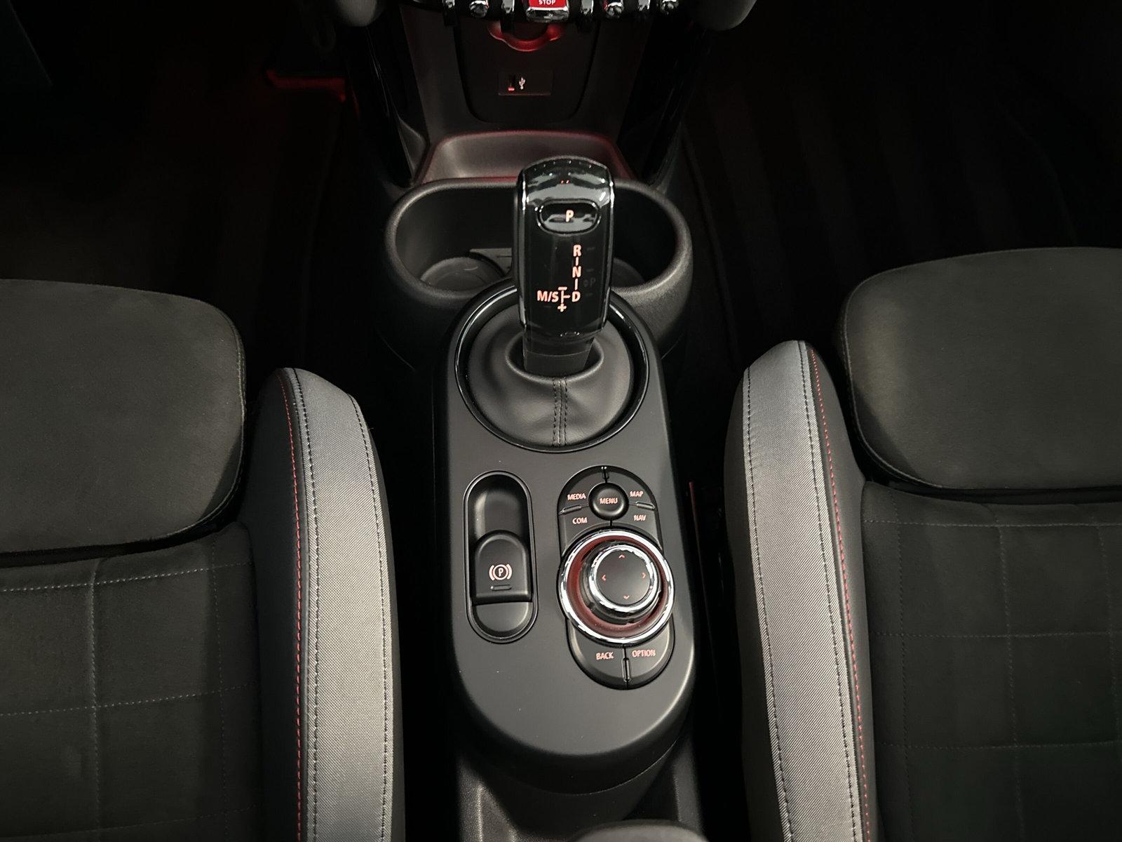 MINI Cabrio John Cooper Works F57 2.0i (CH) - 20