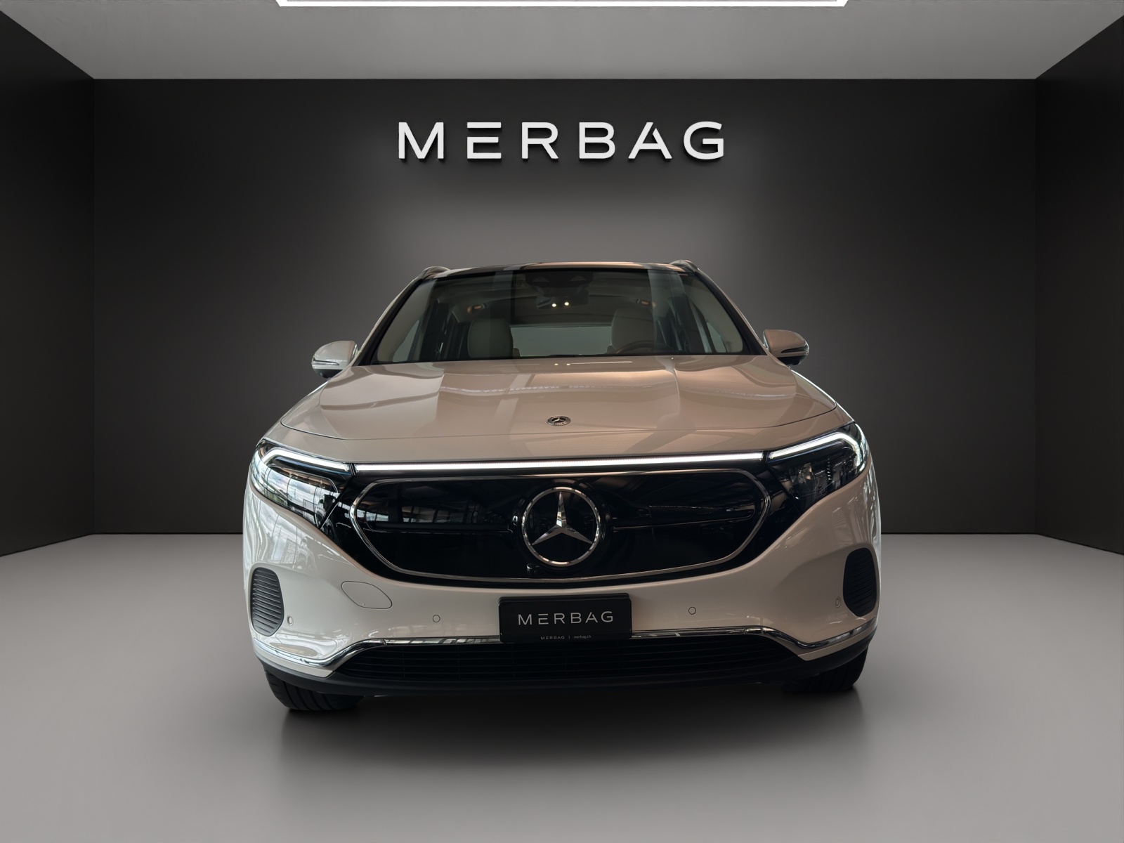 MERCEDES-BENZ EQA 250 - 2