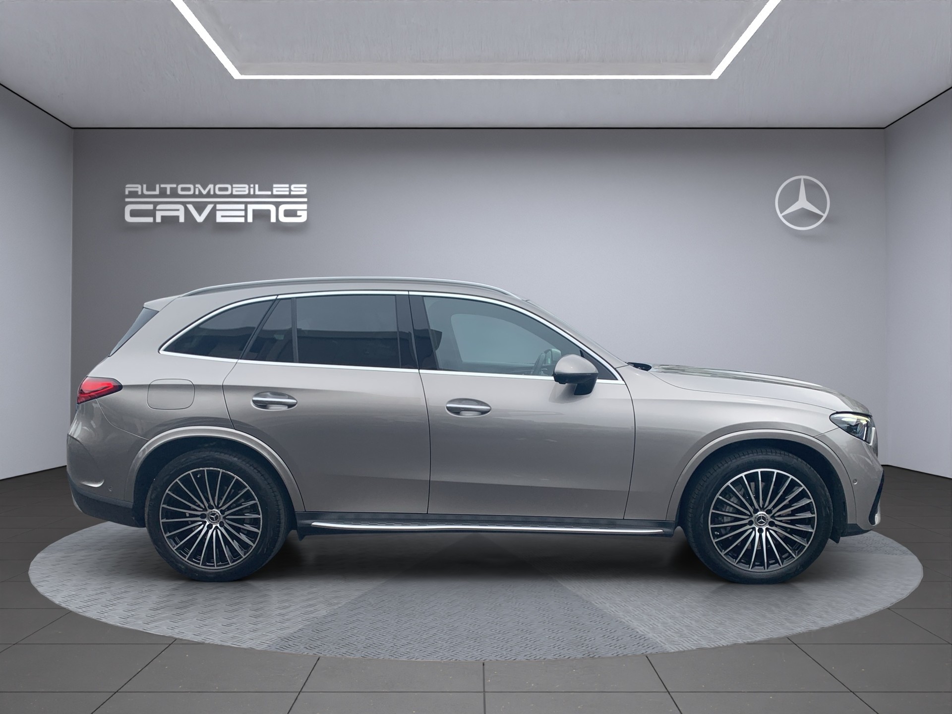 MERCEDES-BENZ GLC 200 4Matic 9G-Tronic - 6