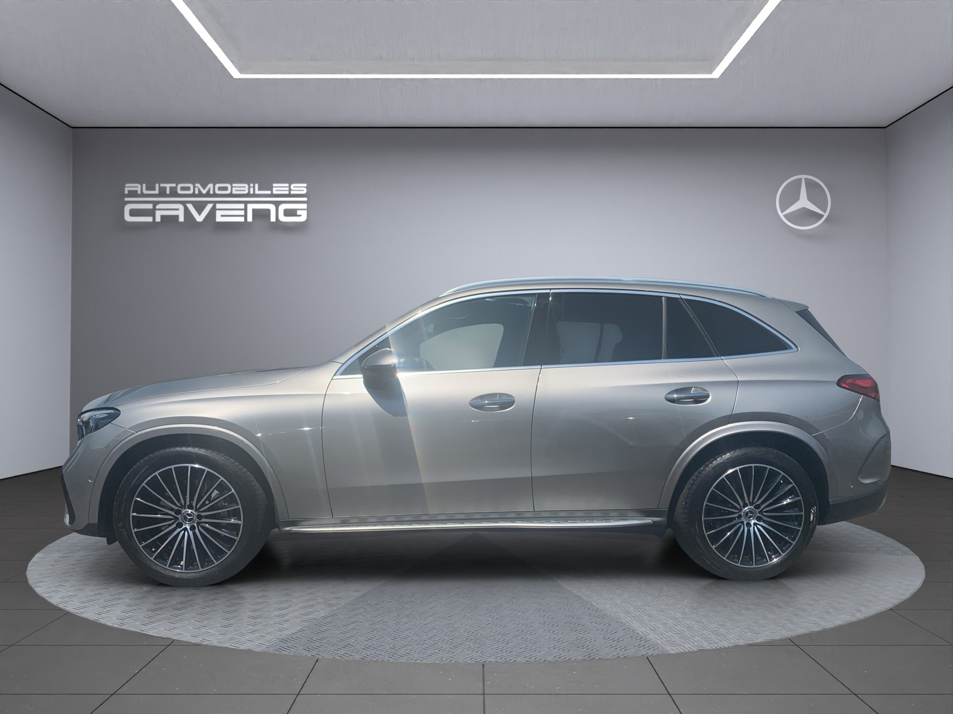 MERCEDES-BENZ GLC 200 4Matic 9G-Tronic - 2