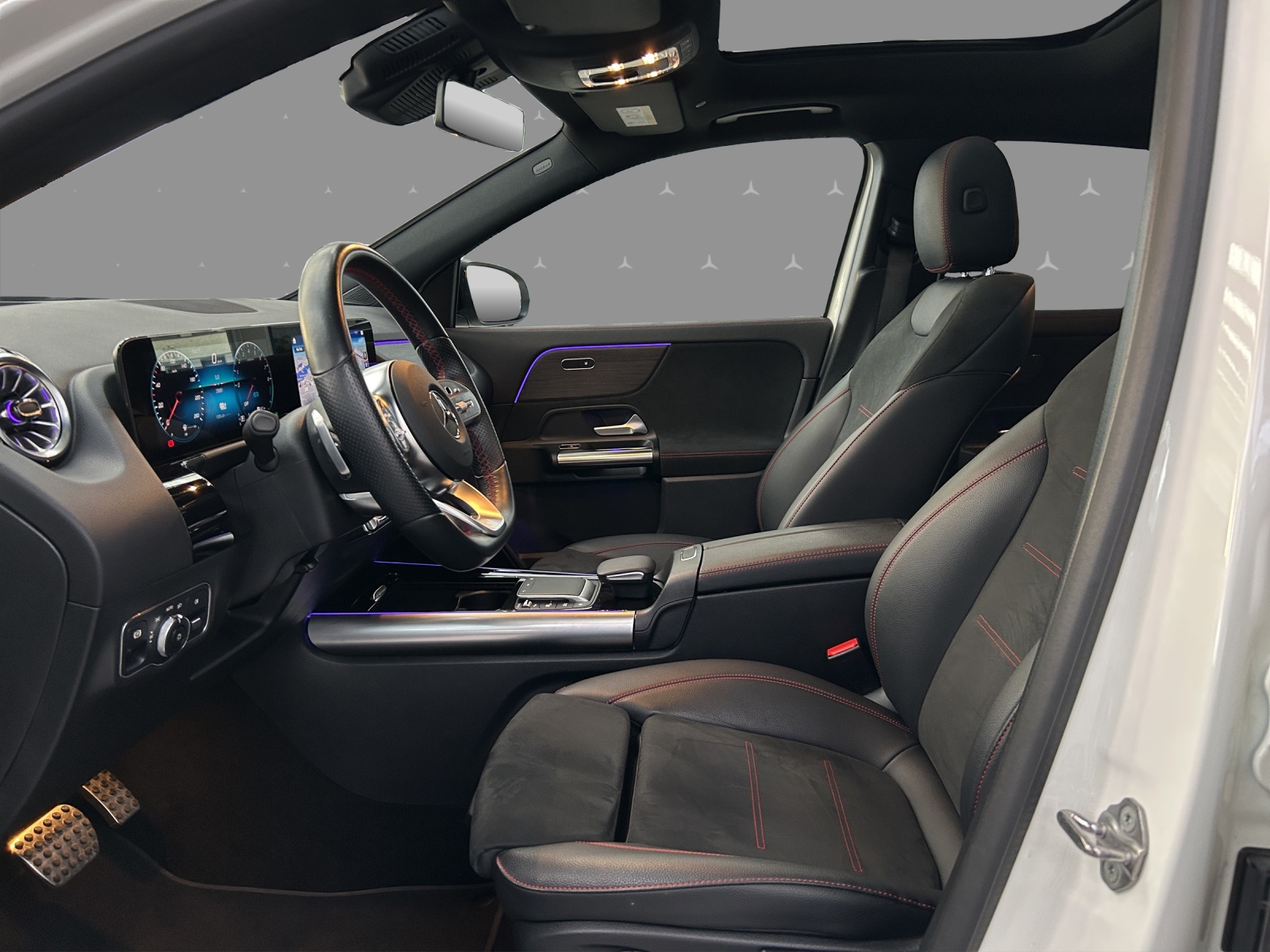 MERCEDES-BENZ GLA 250e AMG Line 8G-DCT - 10