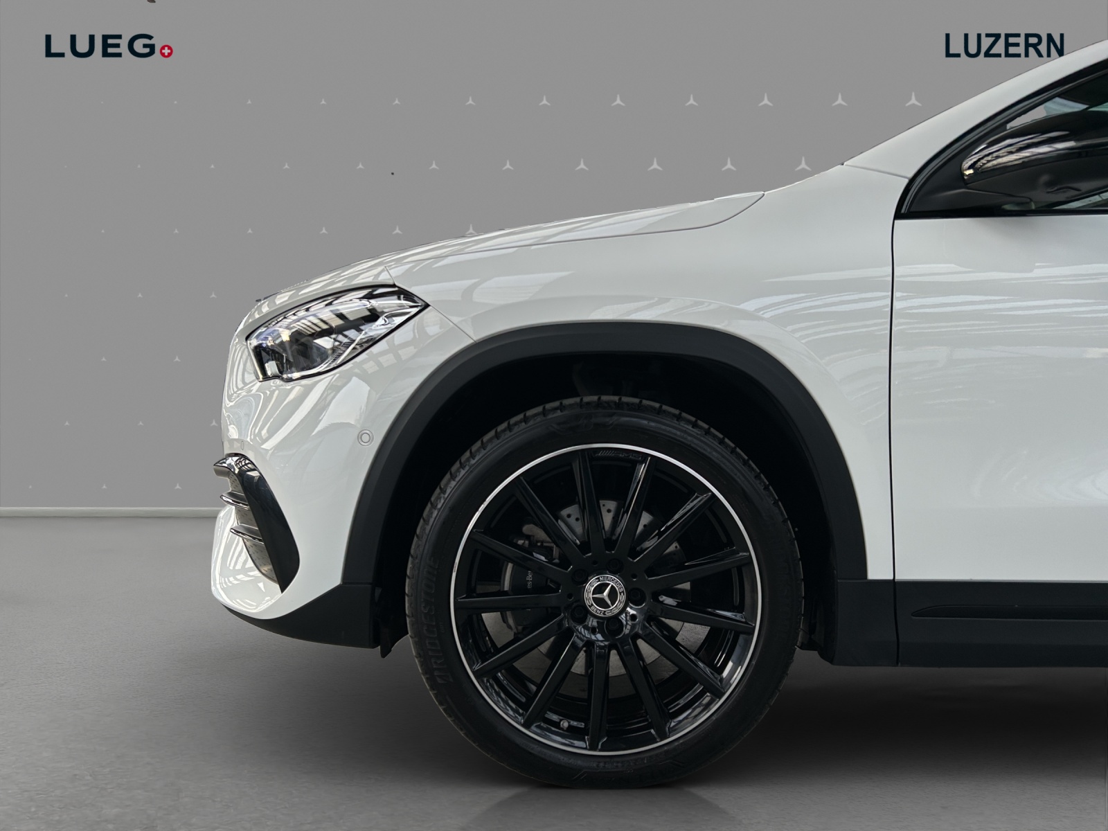 MERCEDES-BENZ GLA 250e AMG Line 8G-DCT - 9