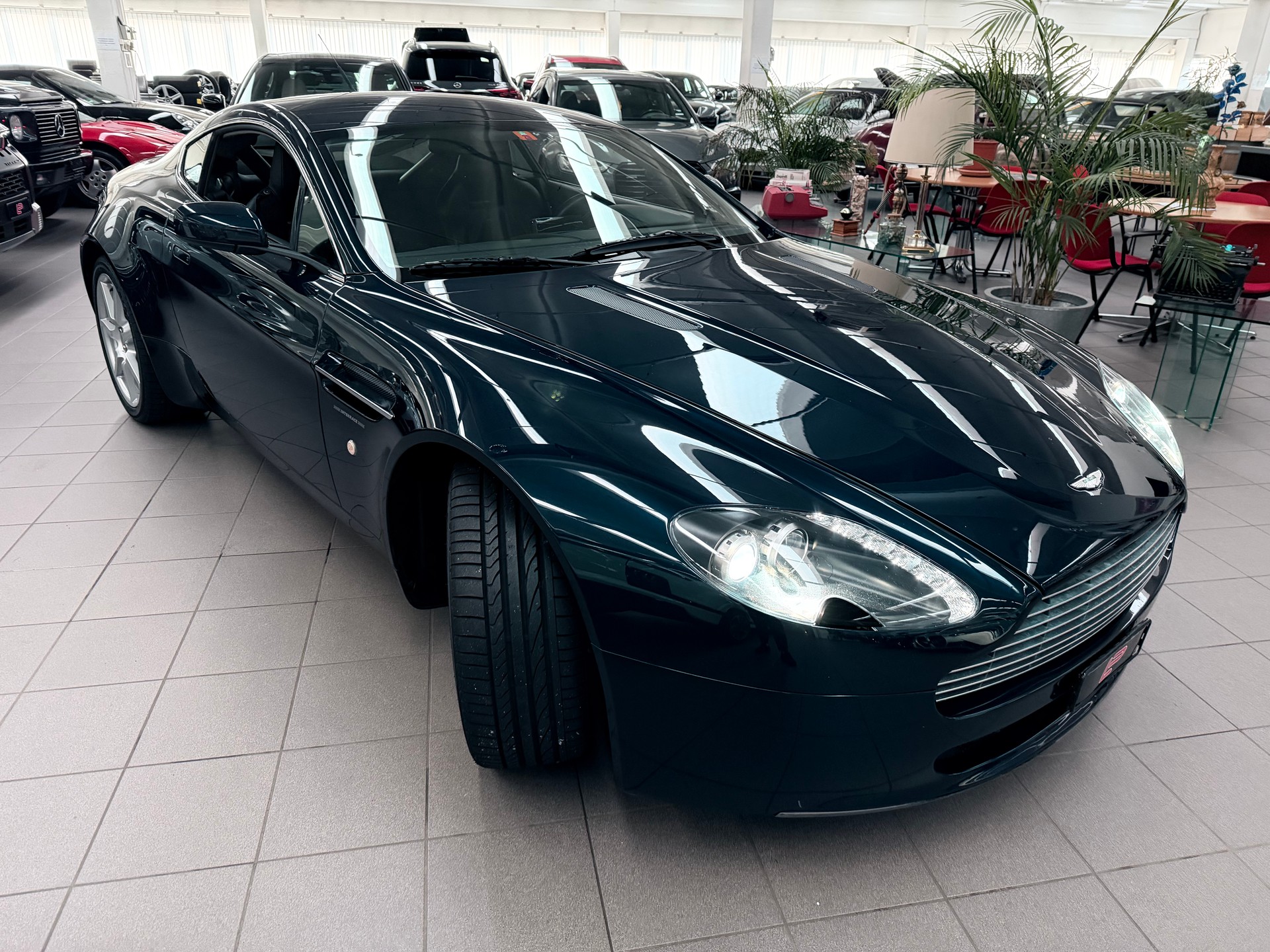 ASTON MARTIN V8 Vantage 4.3 - 2