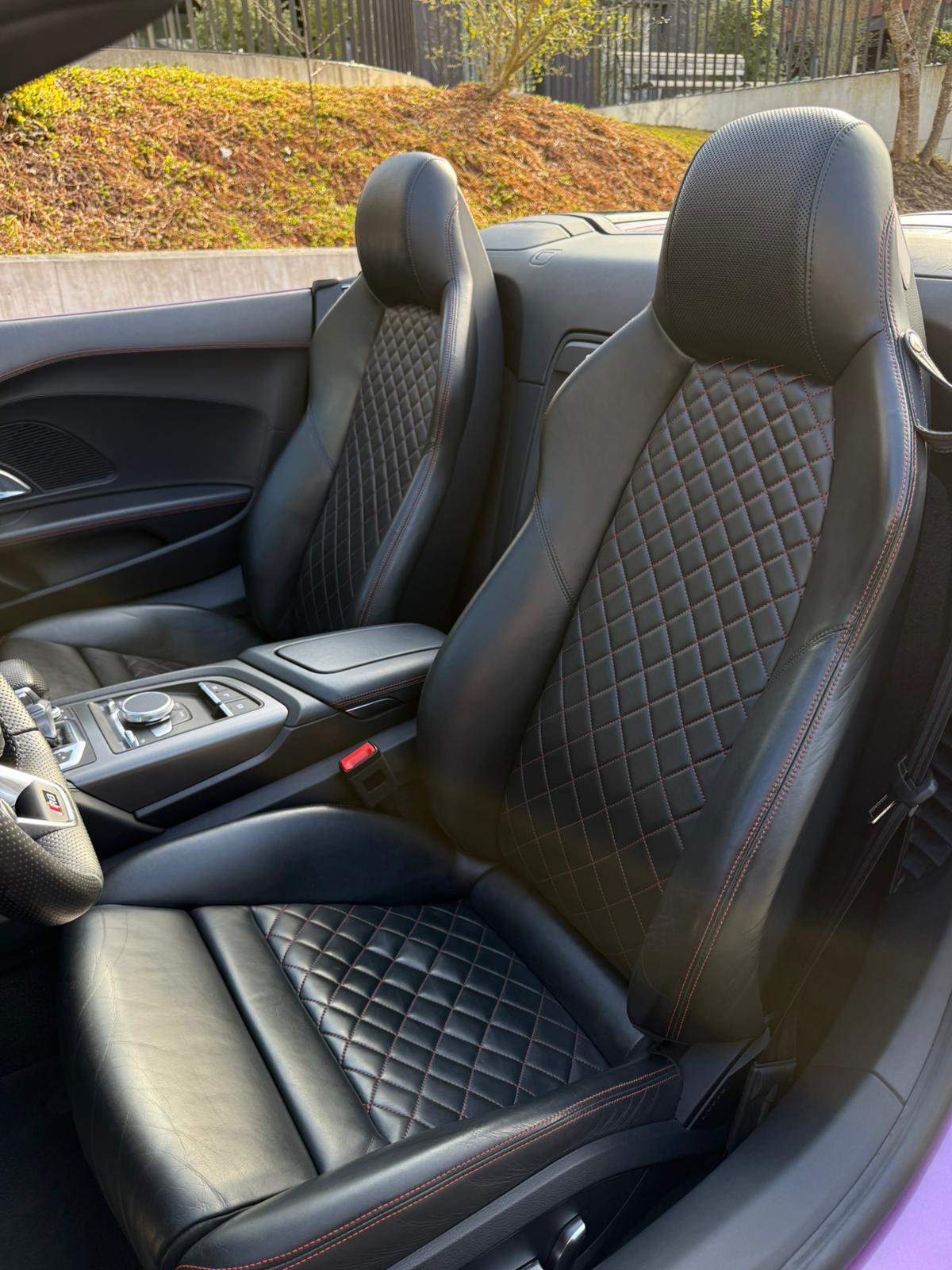 AUDI R8 Spyder 5.2 S-Tronic Quattro - 9
