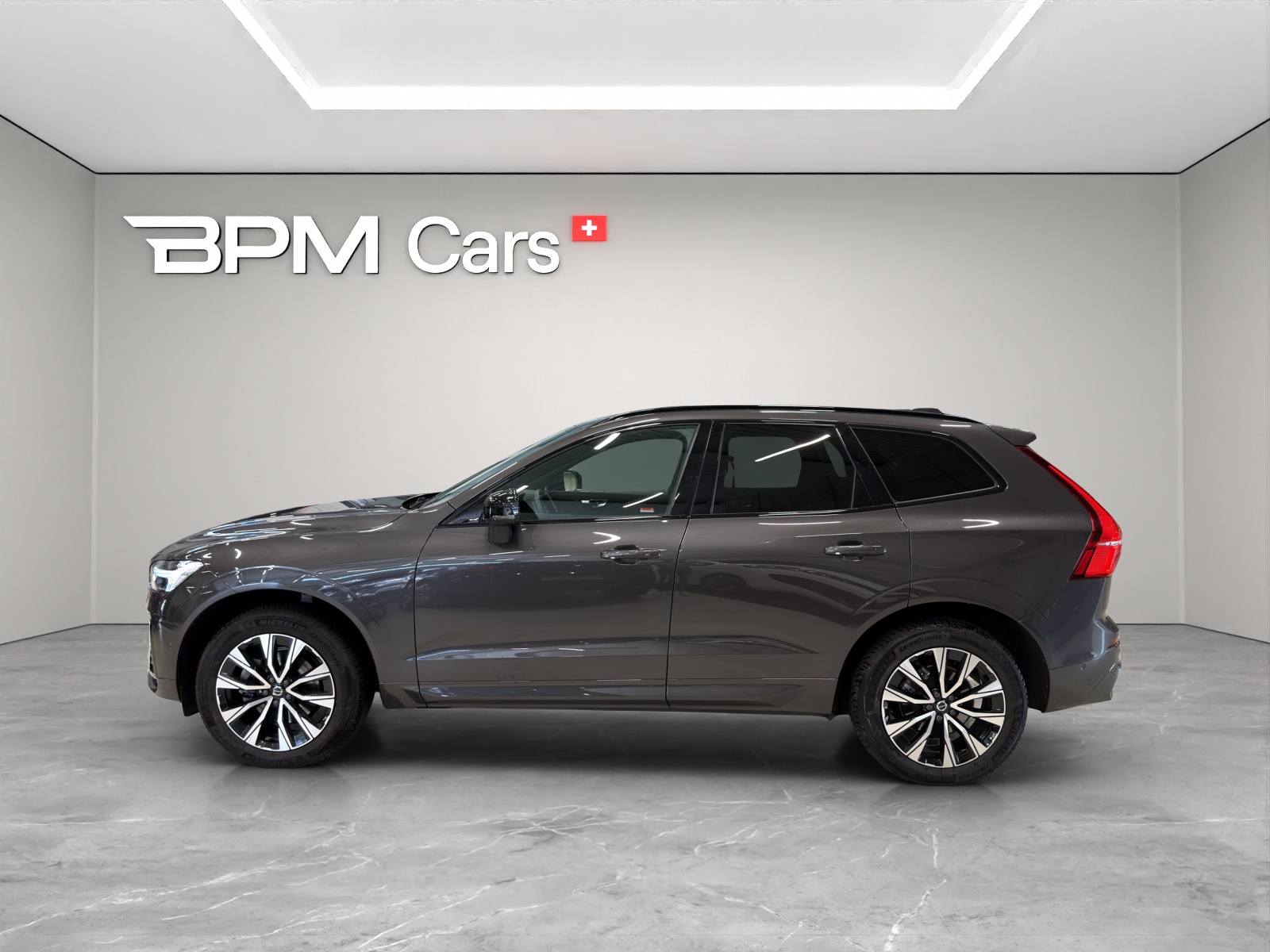 VOLVO XC60 2.0 B5 MH Plus Dark AWD - 7