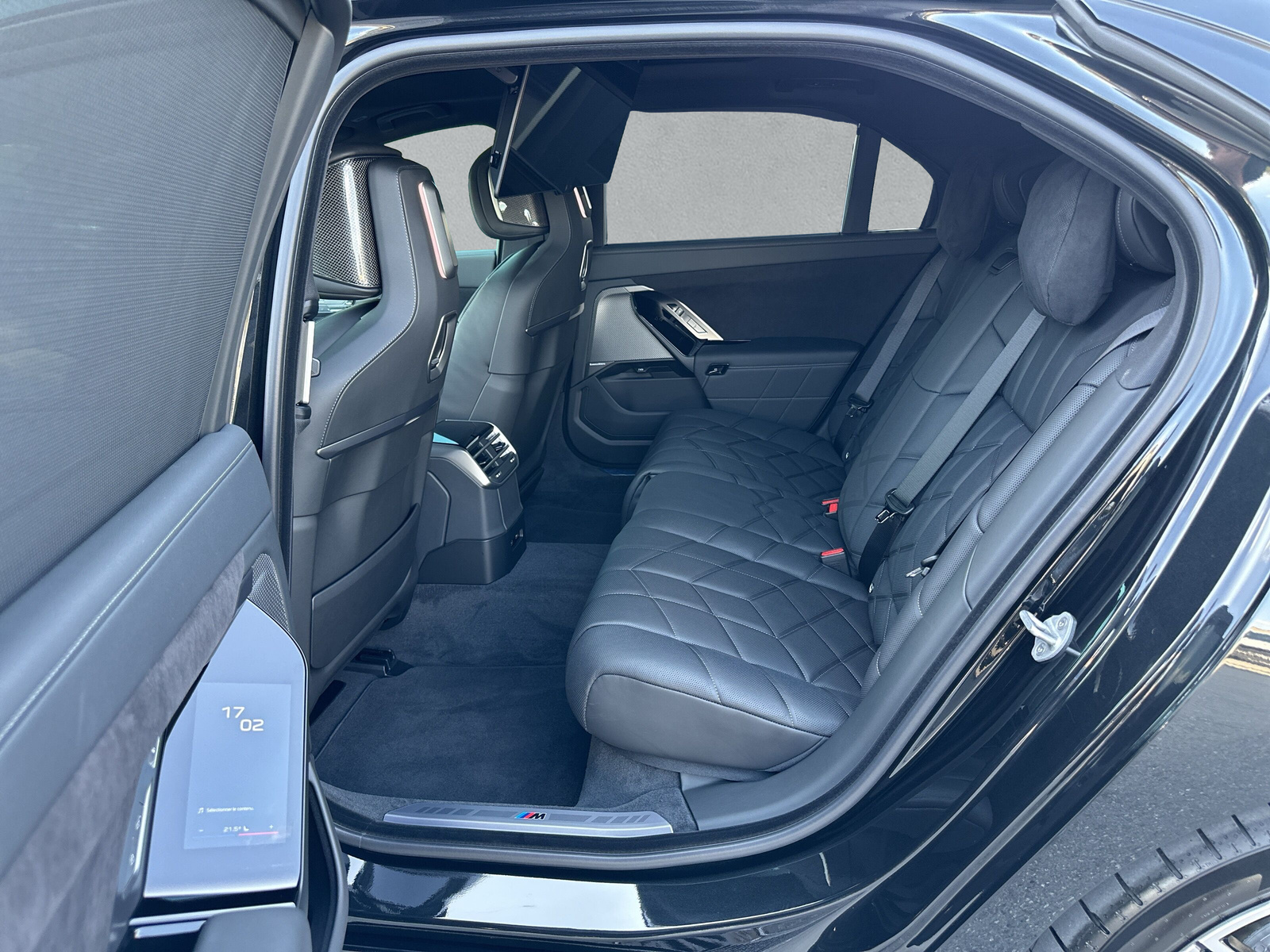 BMW i7 xDrive 50 M Sport Pro - 16