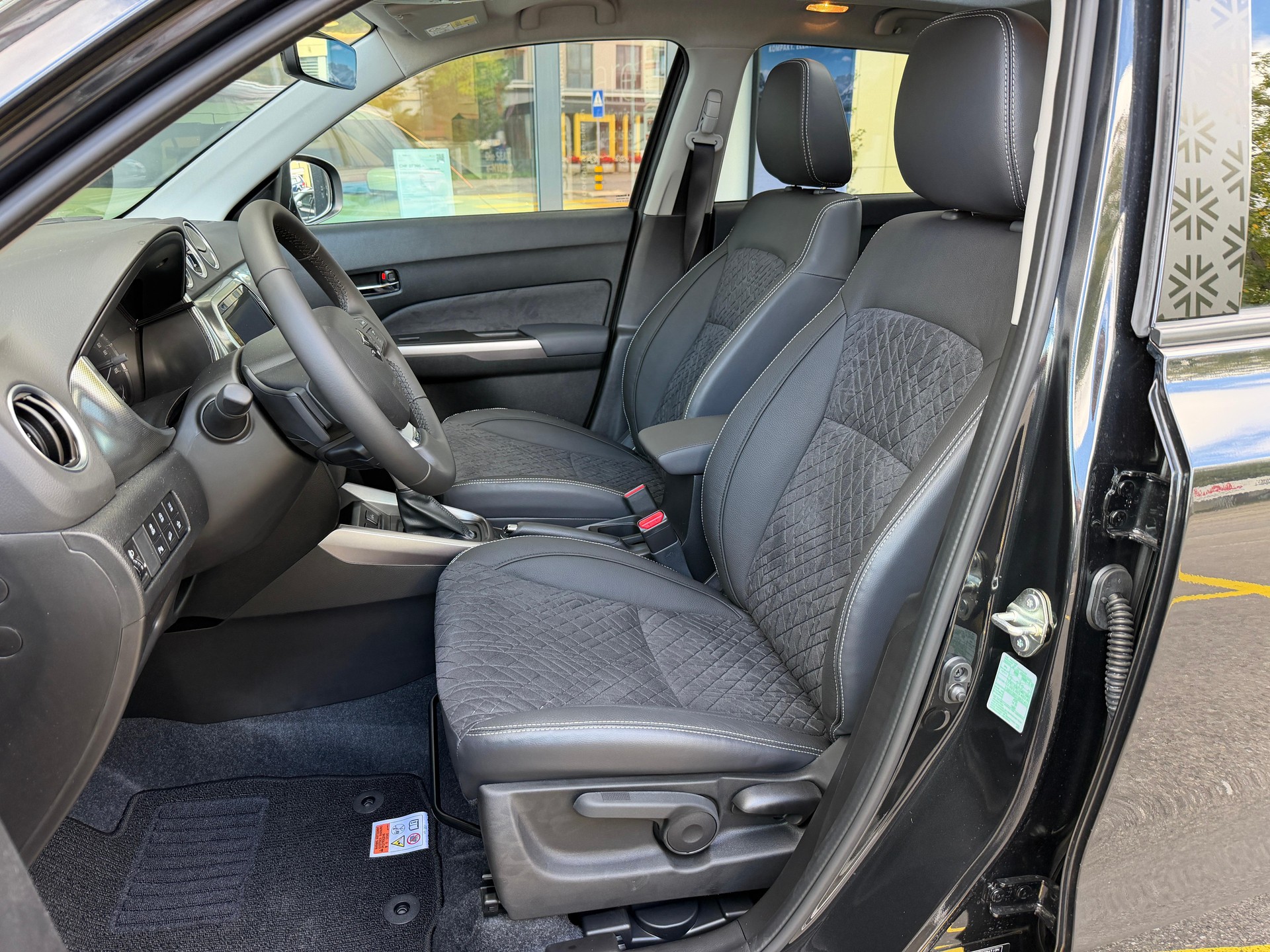 SUZUKI Vitara 1.4 T Piz Sulai Top Hybrid 4x4 - 8