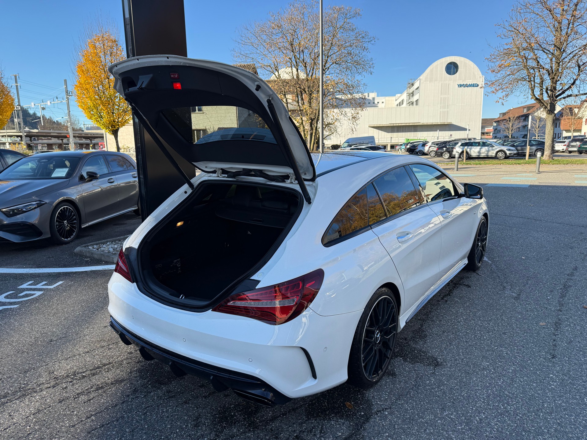 MERCEDES-BENZ CLA 45 AMG 4Matic - 8