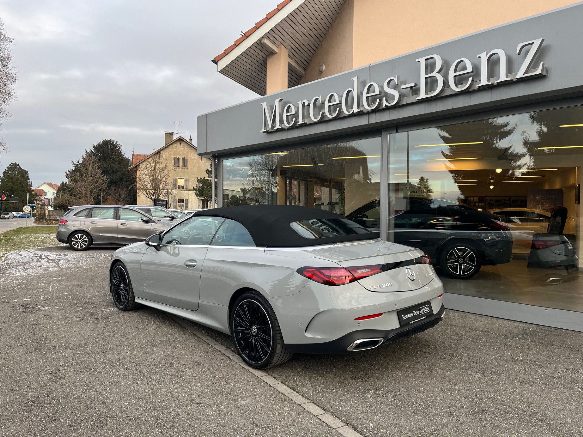 MERCEDES-BENZ CLE 300 Cabrio 4Matic 9G-Tronic - 4