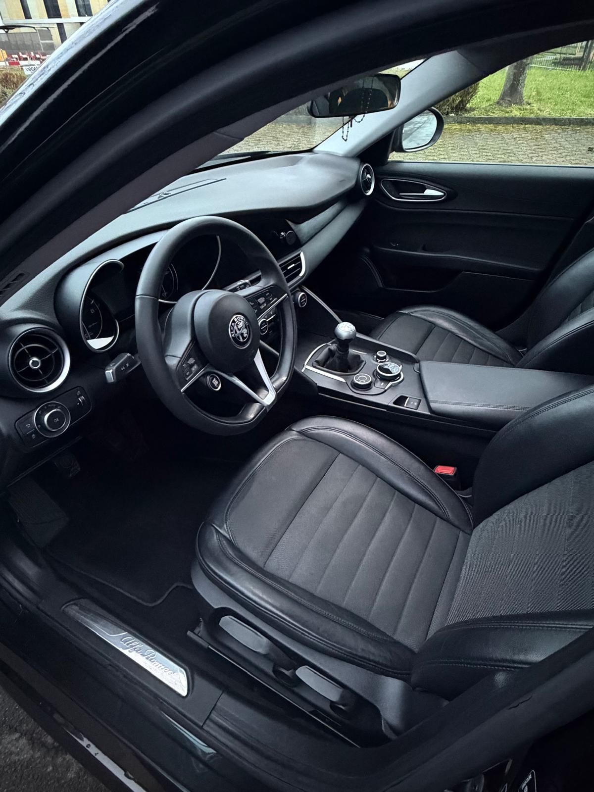 ALFA ROMEO Giulia 2.2 JTDM Super - 5