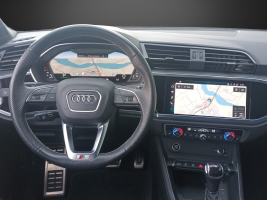 AUDI Q3 SB 35 TFSI S line Attr - 9