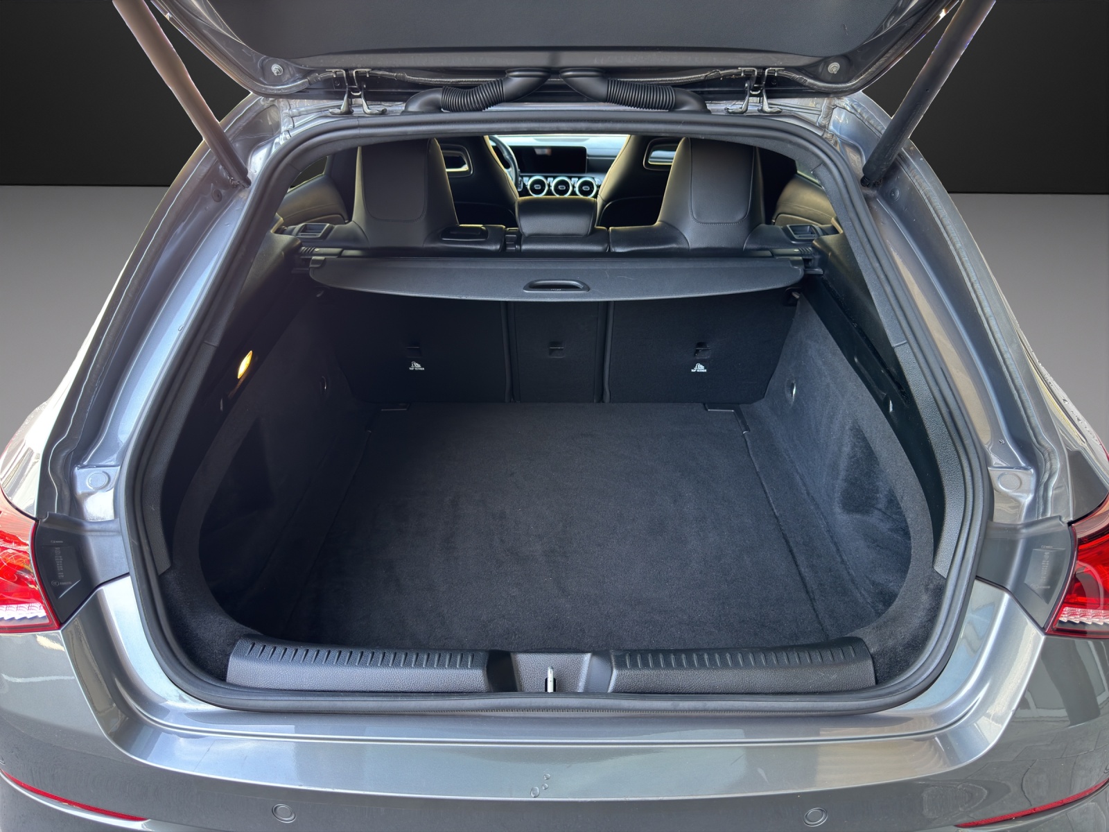 MERCEDES-BENZ CLA SB 180 Progressive 7G - 9