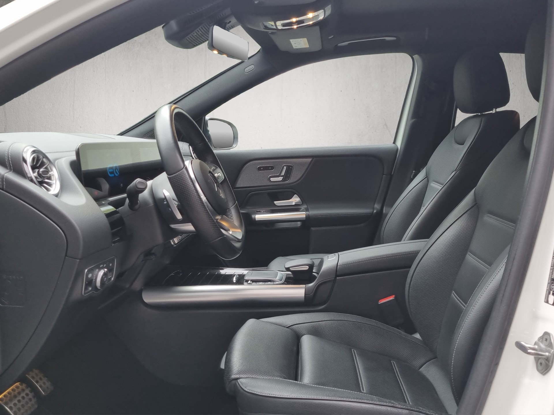 MERCEDES-BENZ EQA 350 Swiss Star AMG Line 4matic - 9