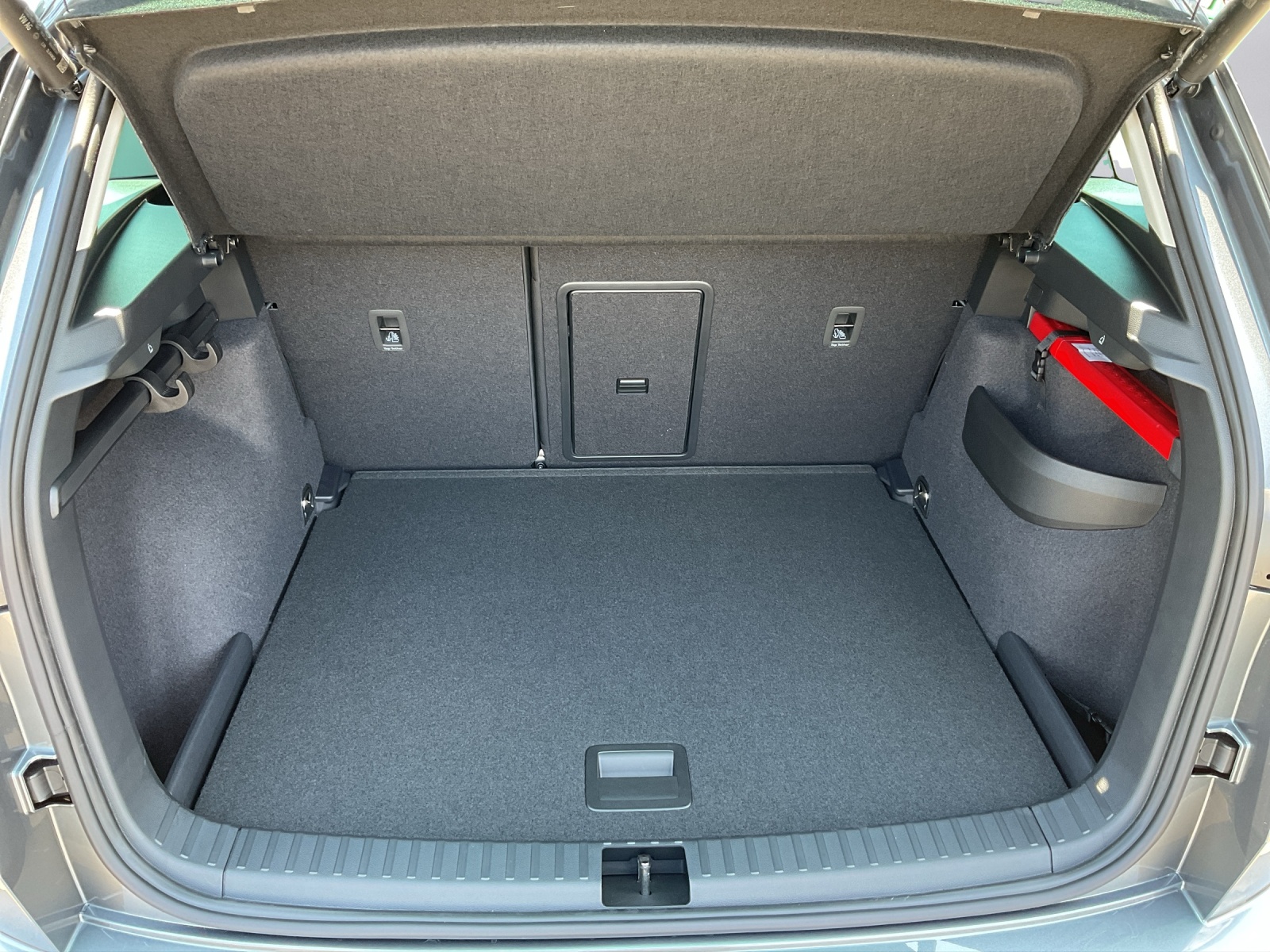 SKODA Karoq 1.5 TSI Dynamic DSG - 14