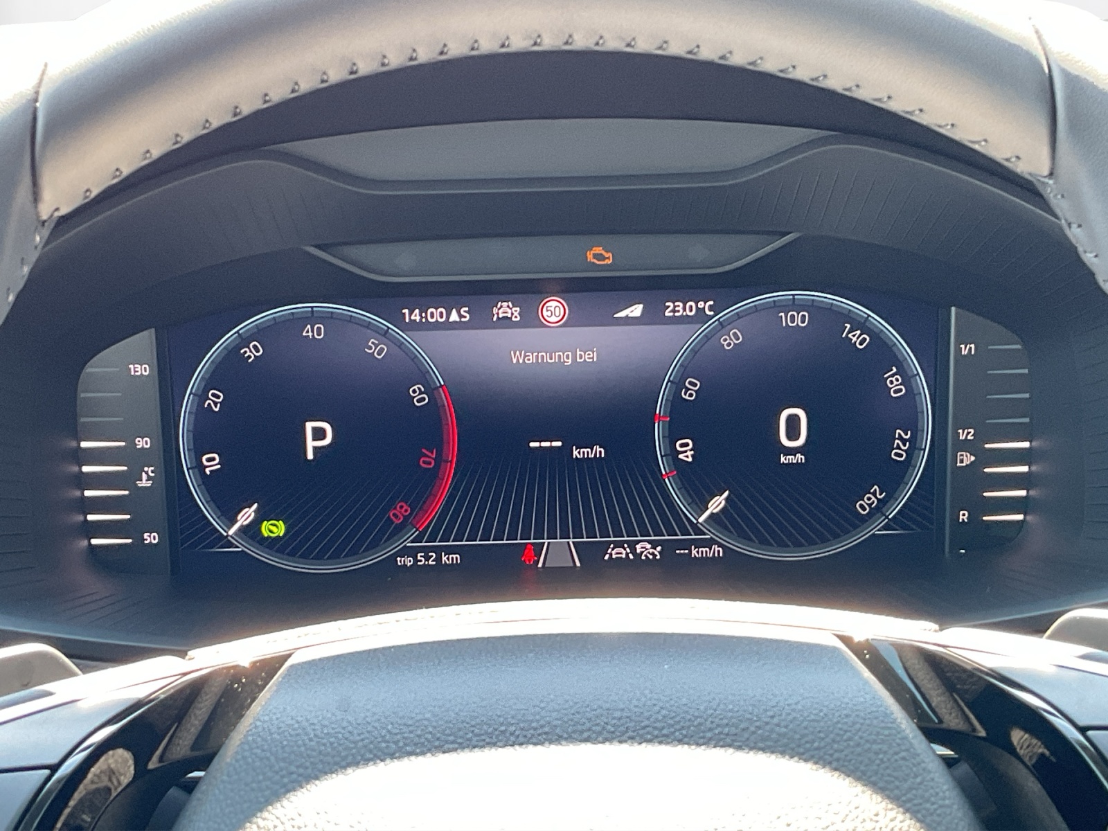 SKODA Karoq 1.5 TSI Dynamic DSG - 8