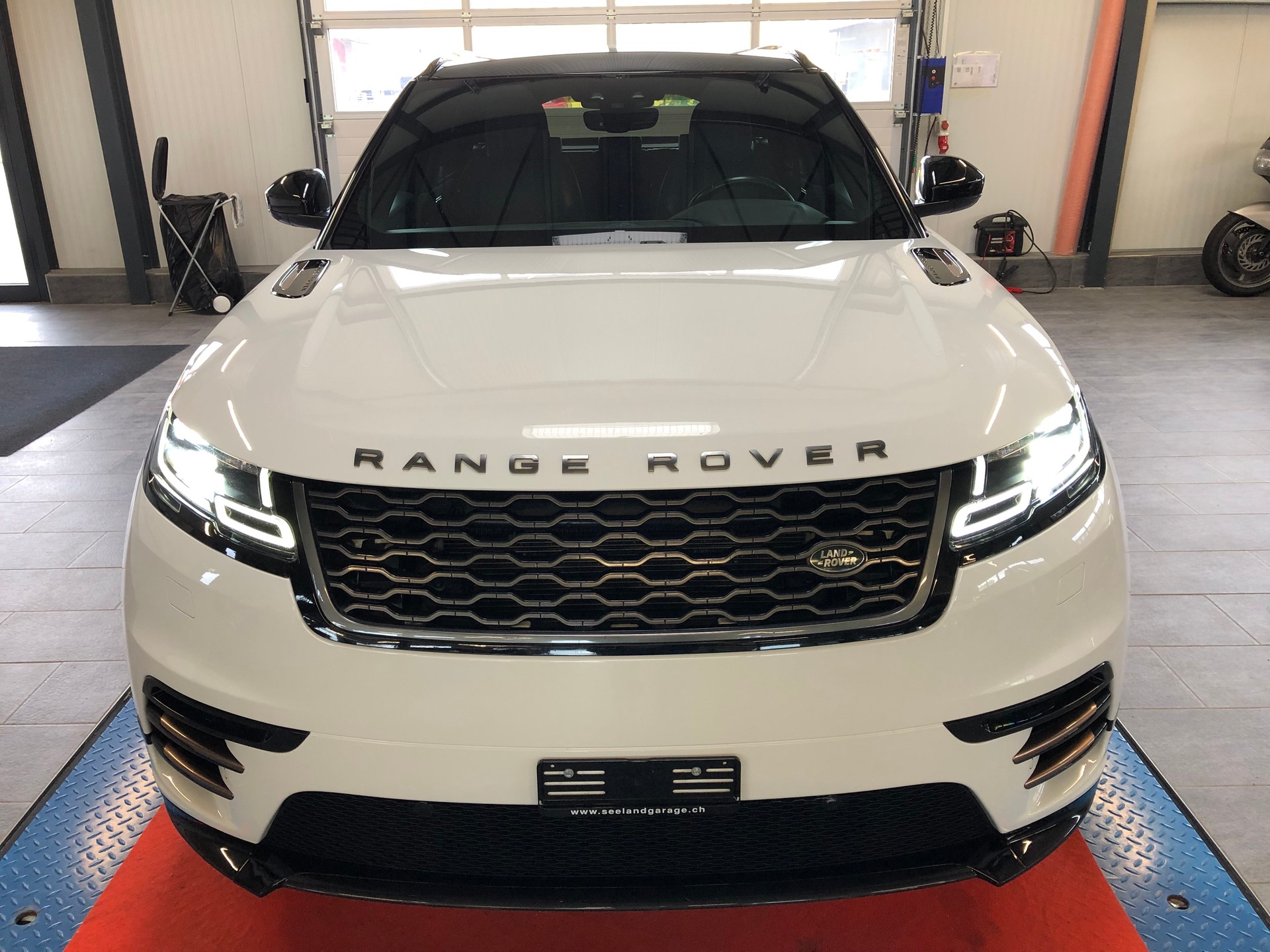 LAND ROVER Range Rover Velar R-Dynamic D 300 S Automatic - 4