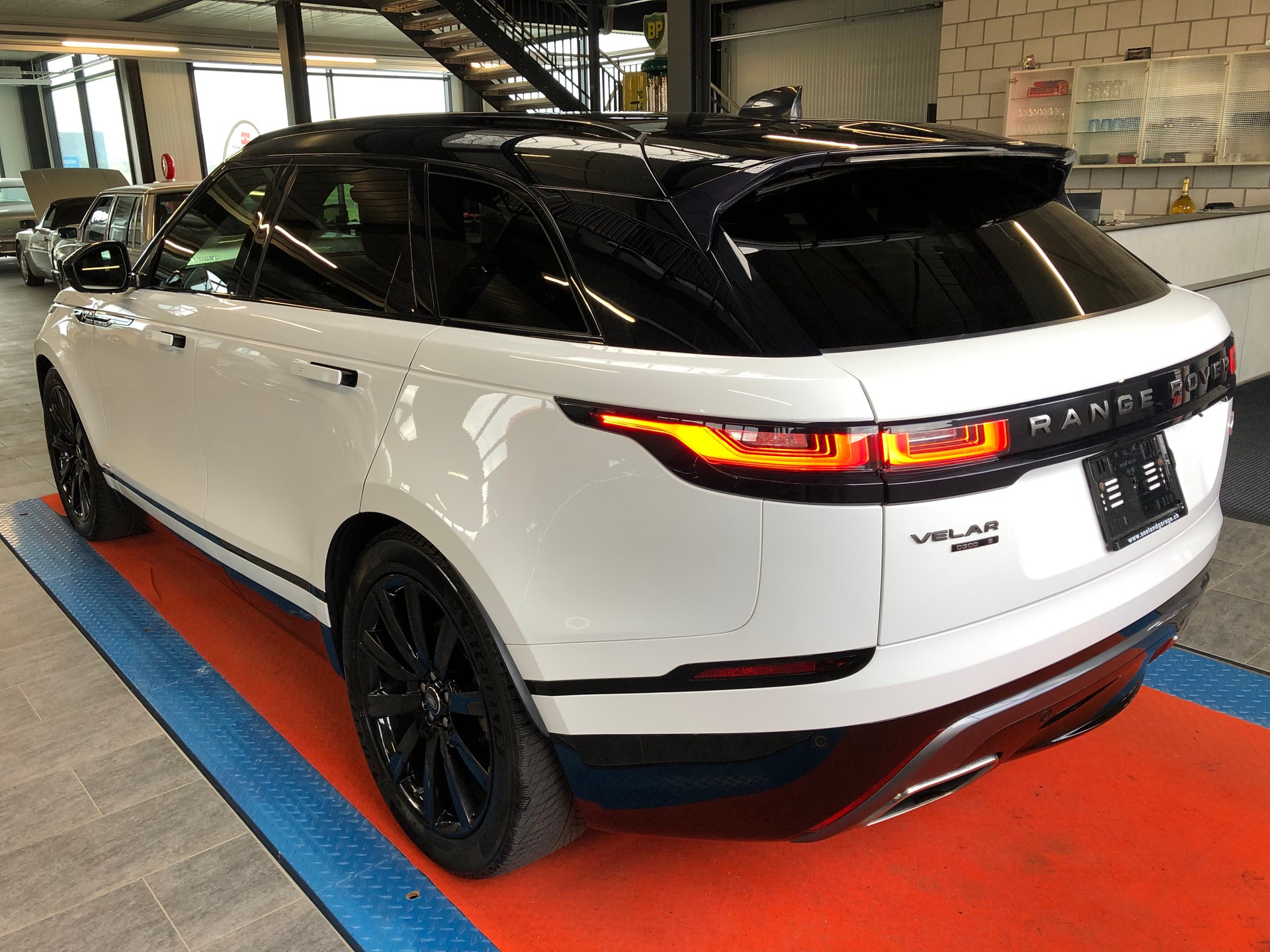 LAND ROVER Range Rover Velar R-Dynamic D 300 S Automatic - 7
