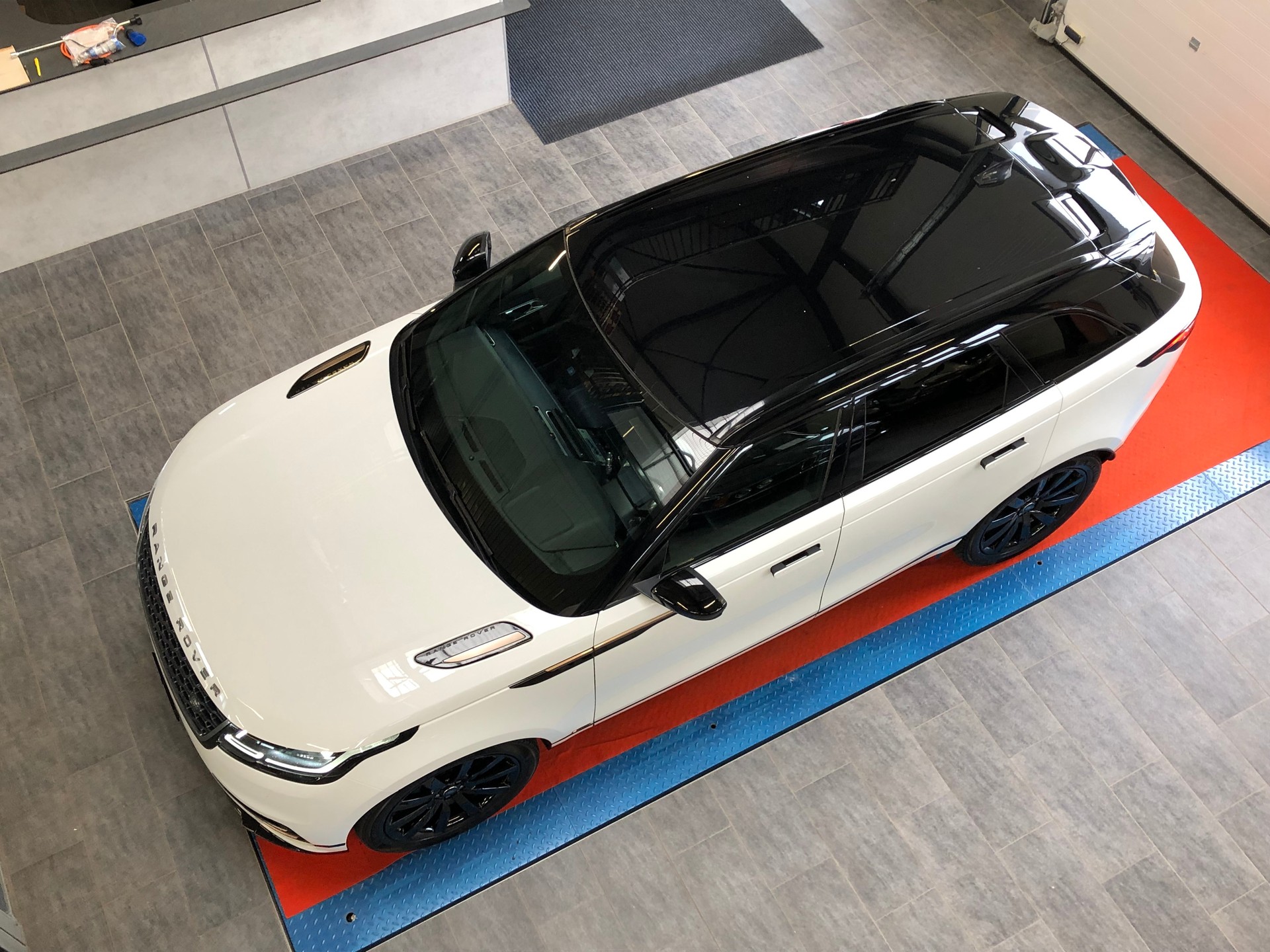 LAND ROVER Range Rover Velar R-Dynamic D 300 S Automatic - 27
