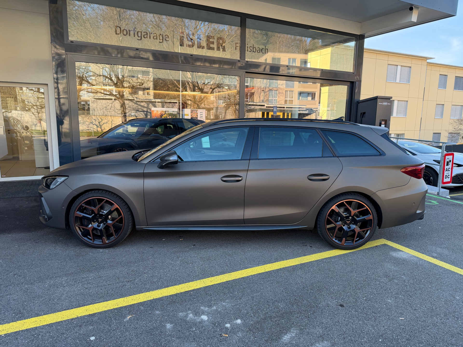 CUPRA LEON ST 2.0 TSI VZ DSG 4Drive - 5