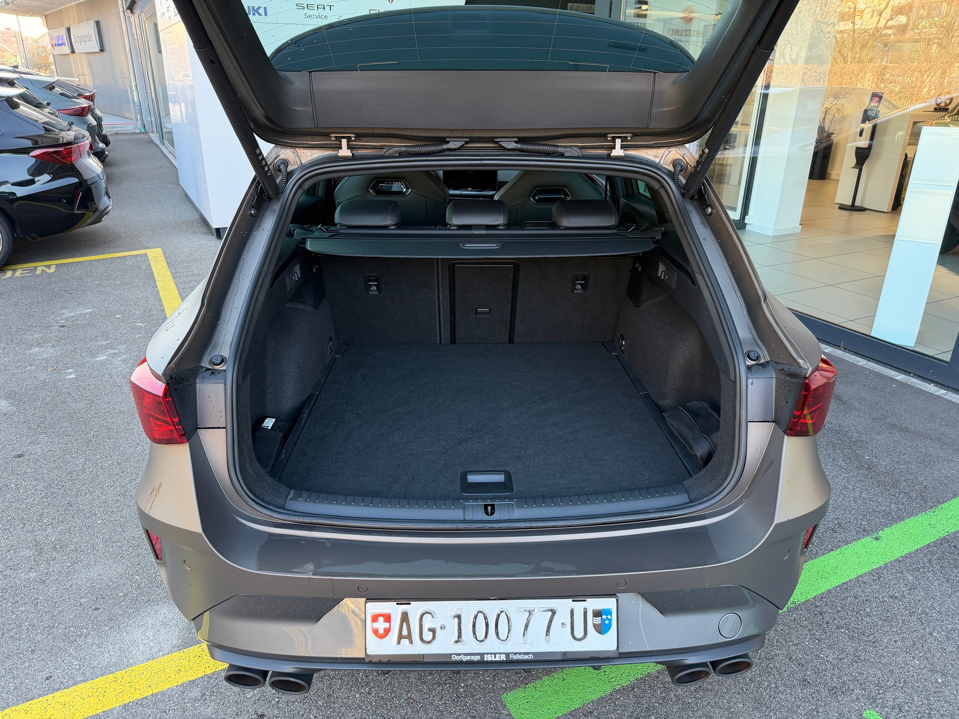 CUPRA LEON ST 2.0 TSI VZ DSG 4Drive - 8