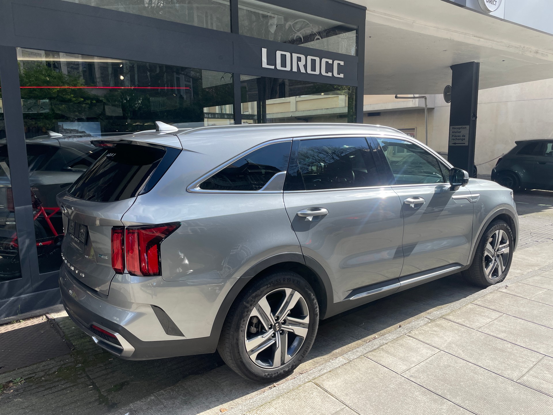 KIA Sorento 1.6 HEV Style 7P - 4