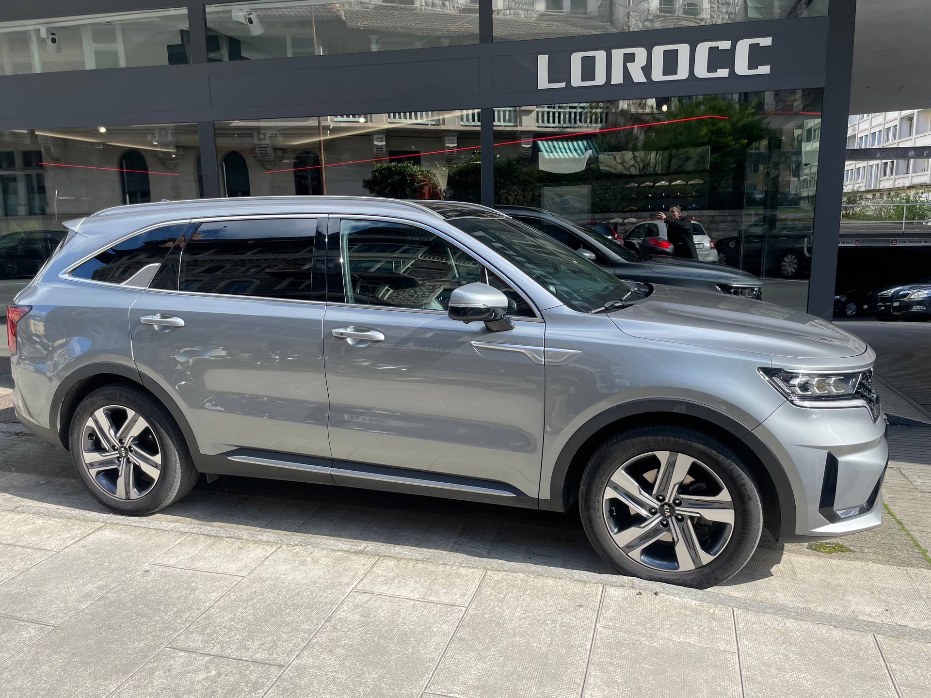 KIA Sorento 1.6 HEV Style 7P - 3