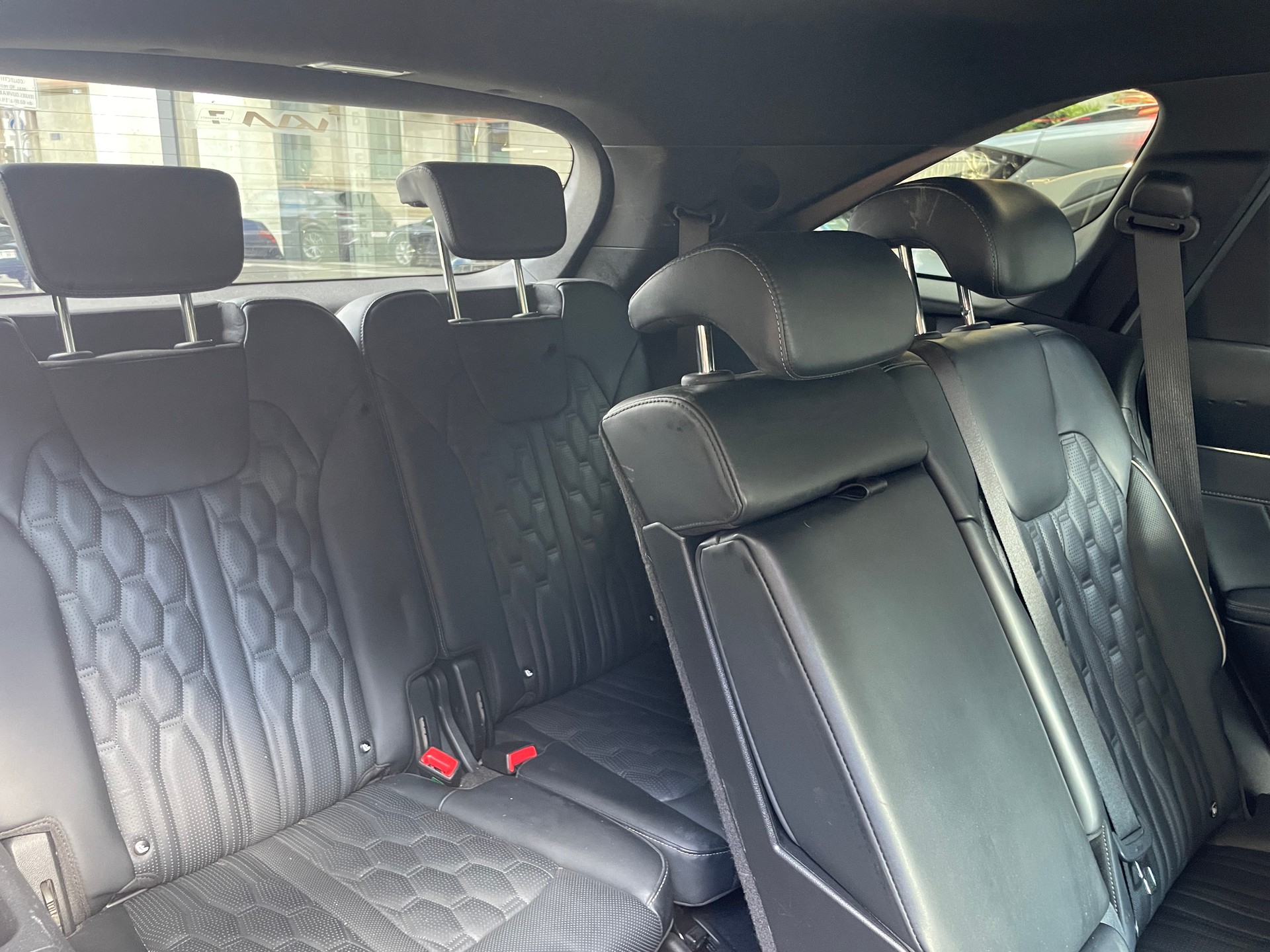 KIA Sorento 1.6 HEV Style 7P - 11