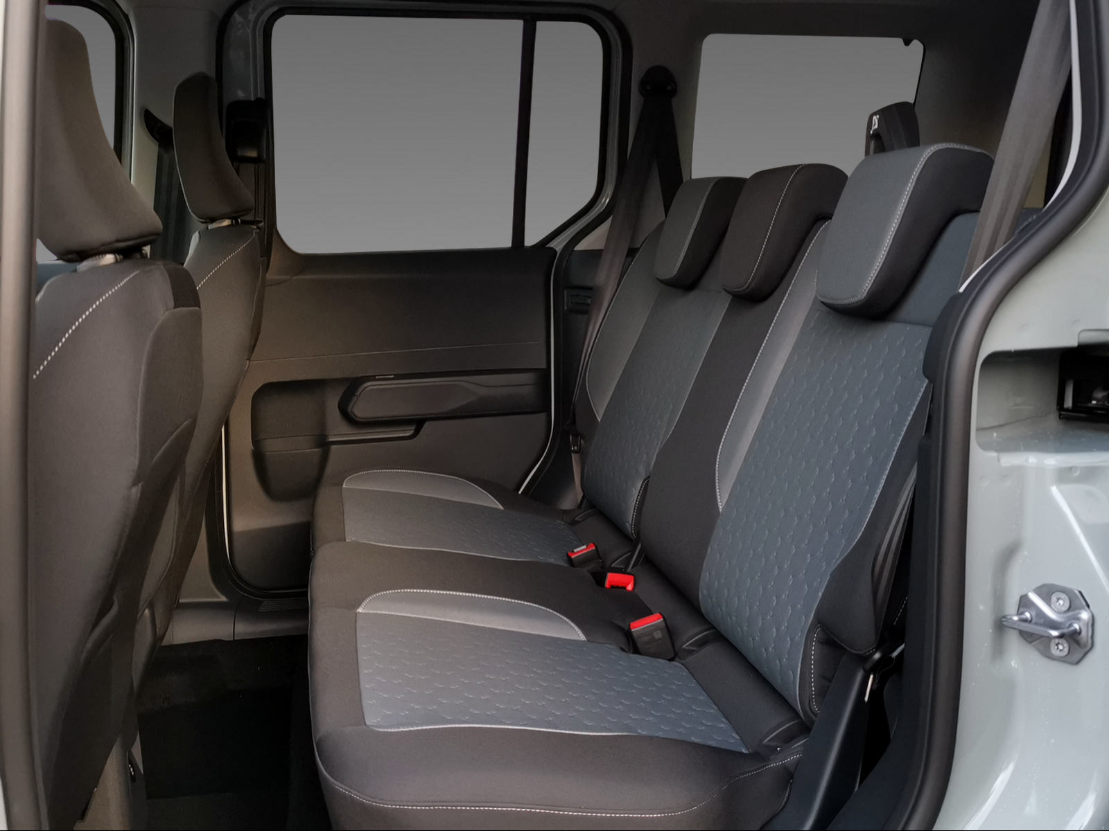 FORD Tourneo Courier 1.0 EcoBoost Titanium - 12