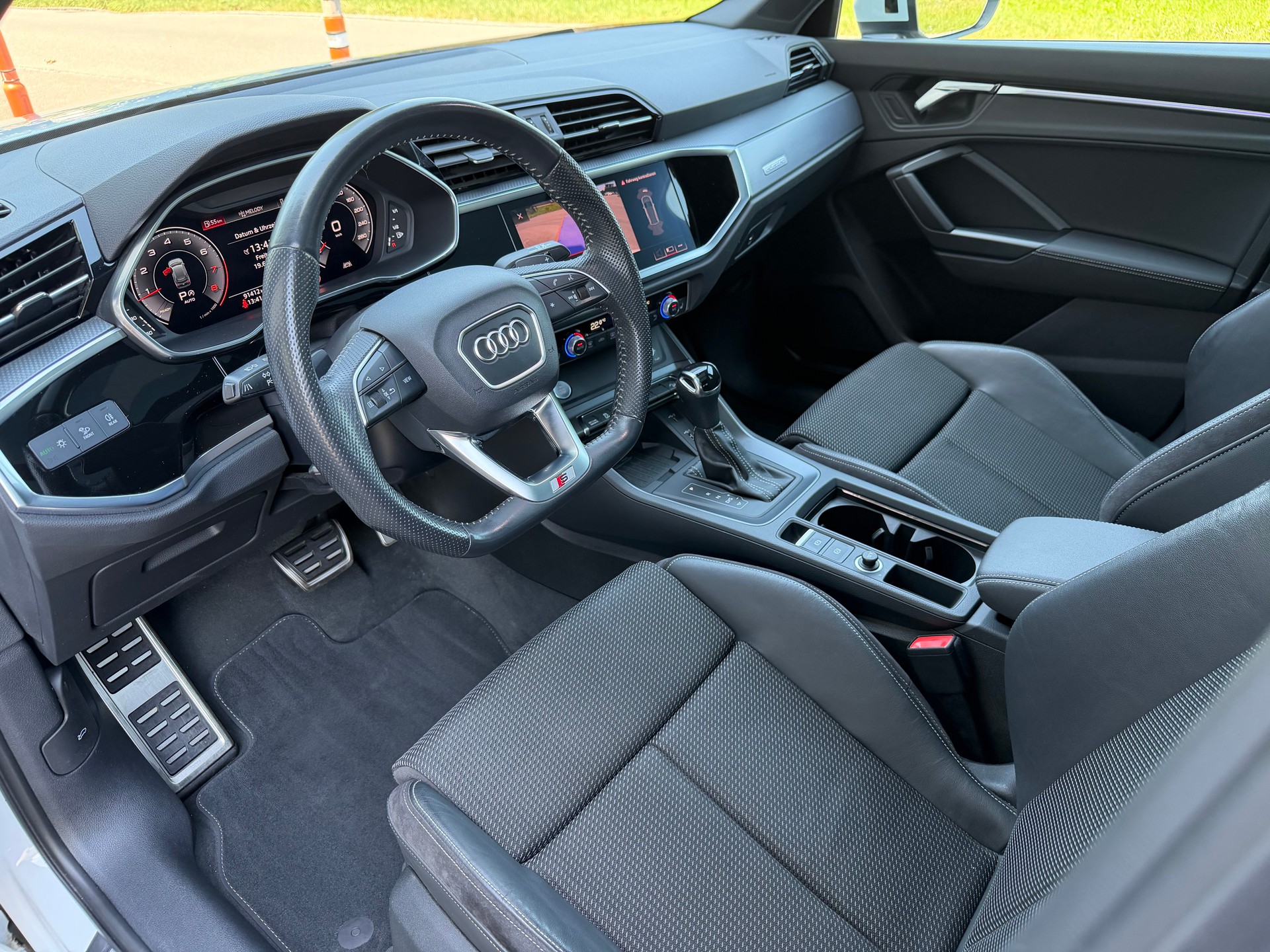 AUDI Q3 40 TFSI S line quattro S-tronic - 8