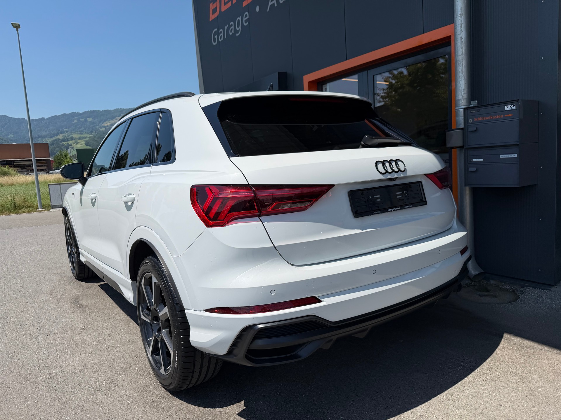AUDI Q3 40 TFSI S line quattro S-tronic - 5