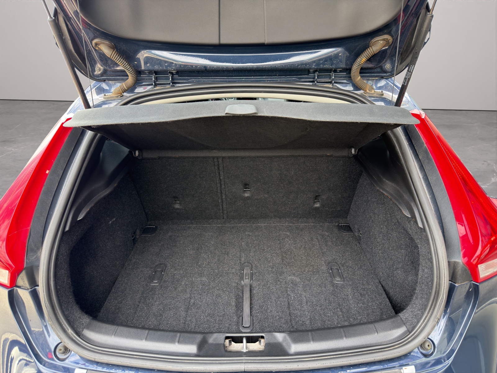 VOLVO V40 CC 2.0 T5 Sum.AWD S/S - 18