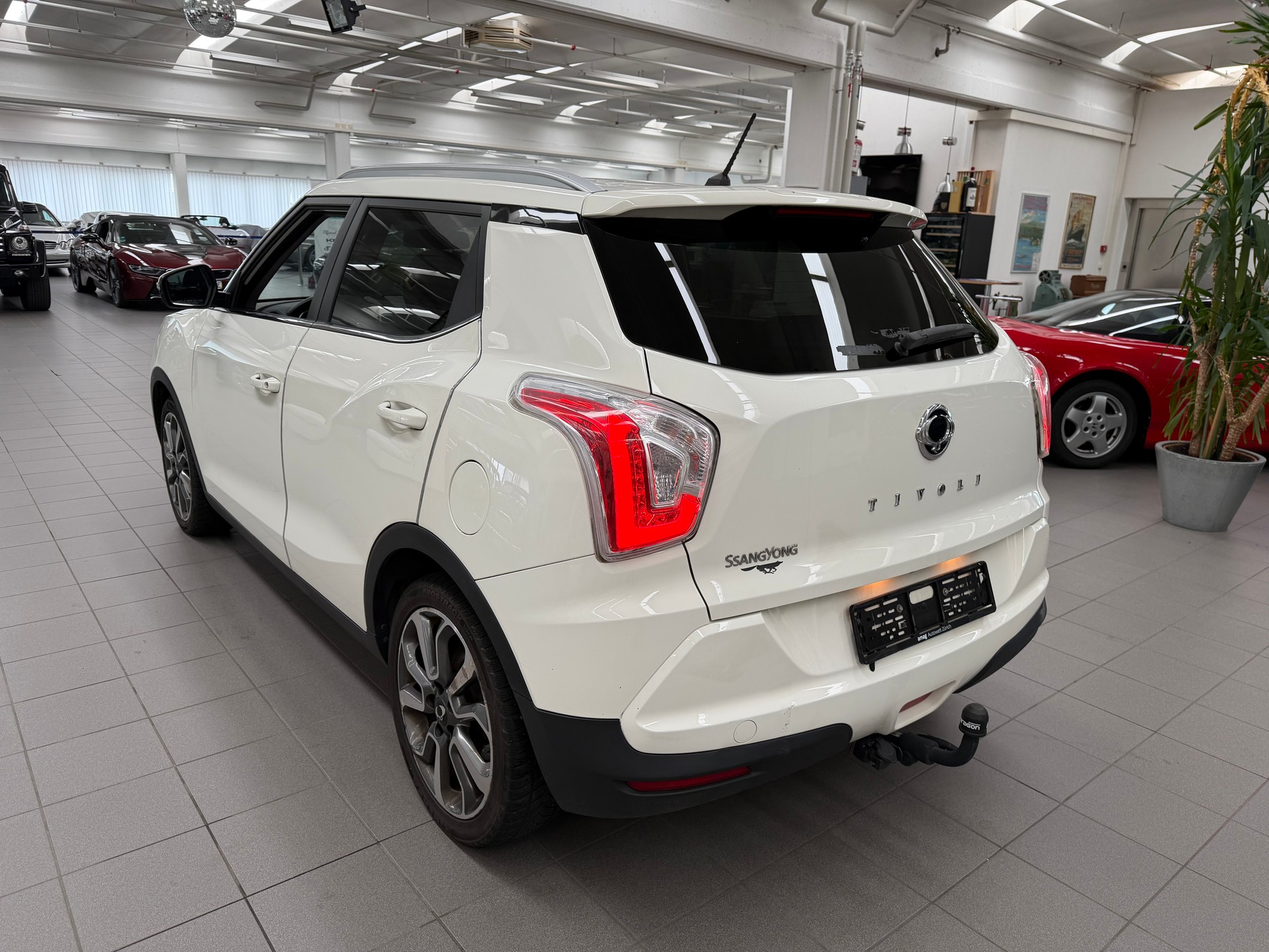 KGM-SsangYong Tivoli 1.6 e-XGi Quartz 2WD - 3