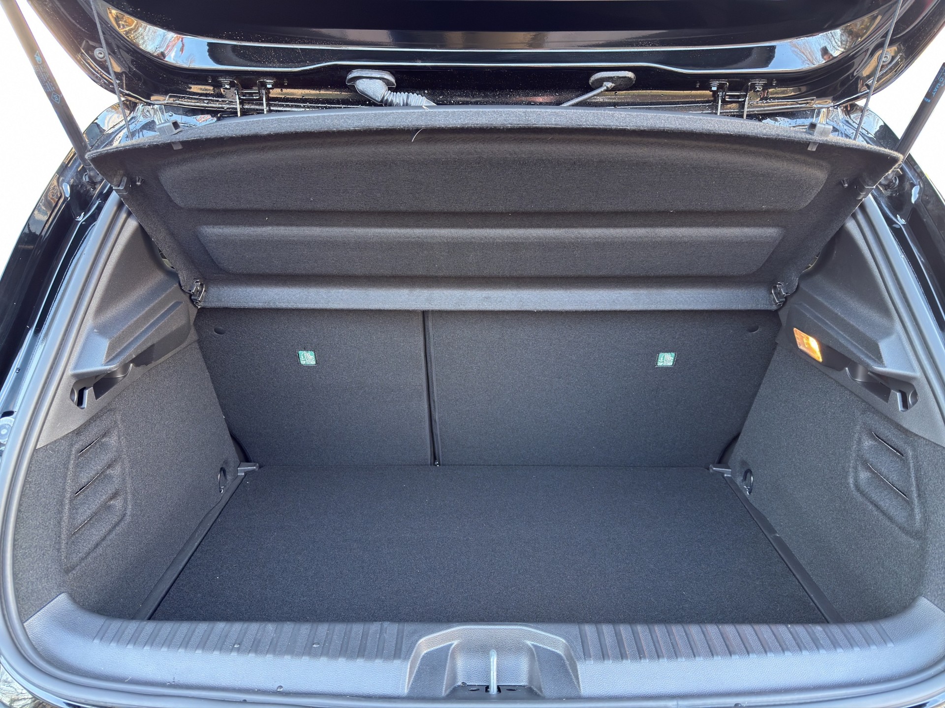 MITSUBISHI COLT 1.0 Intense - 17