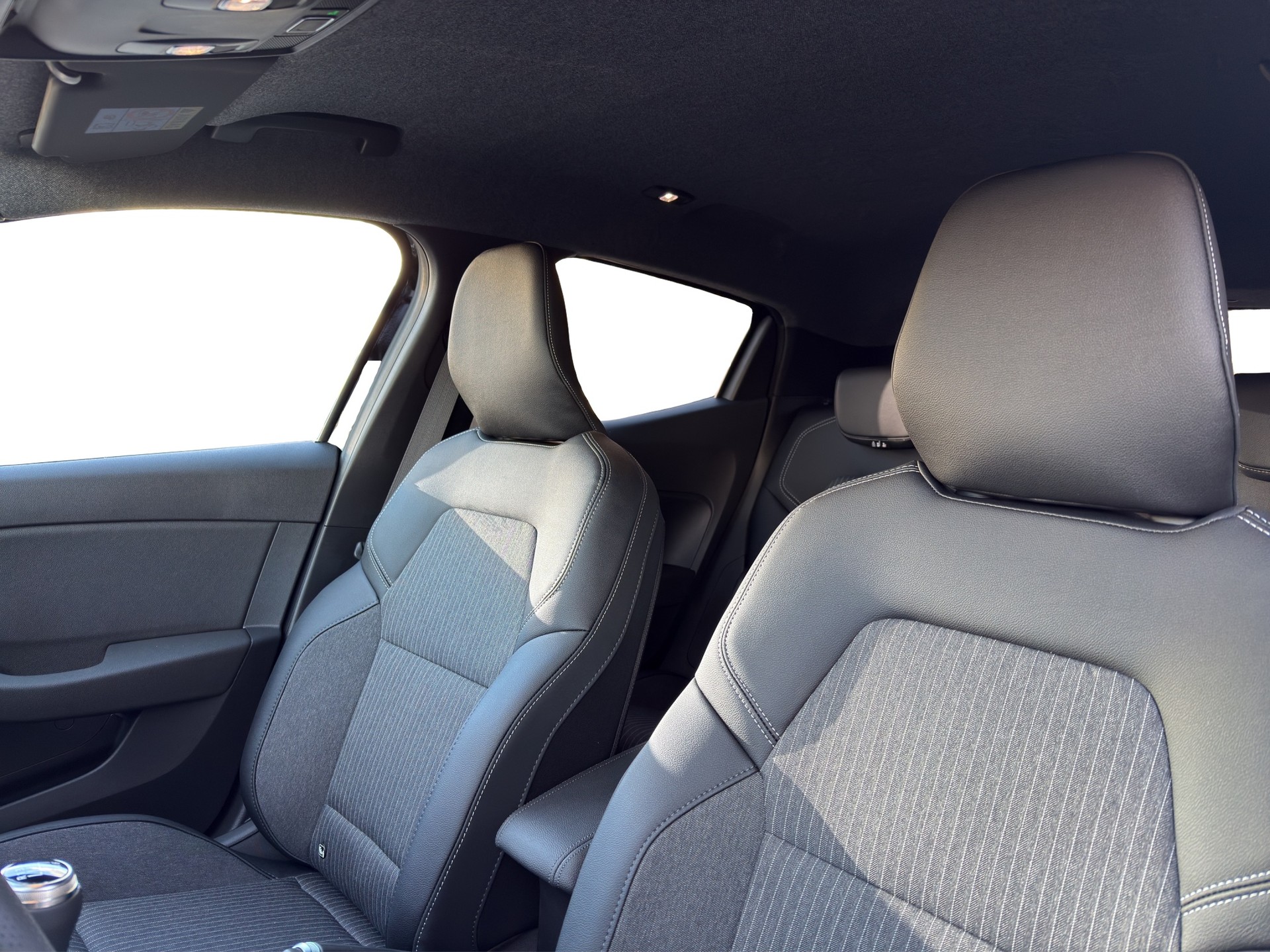 MITSUBISHI COLT 1.0 Intense - 16