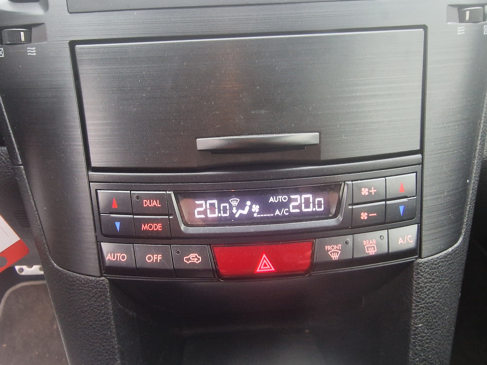 SUBARU Outback 2.5i Swiss AWD Lineartronic AHK 12Mt Gara MFK Neu - 17