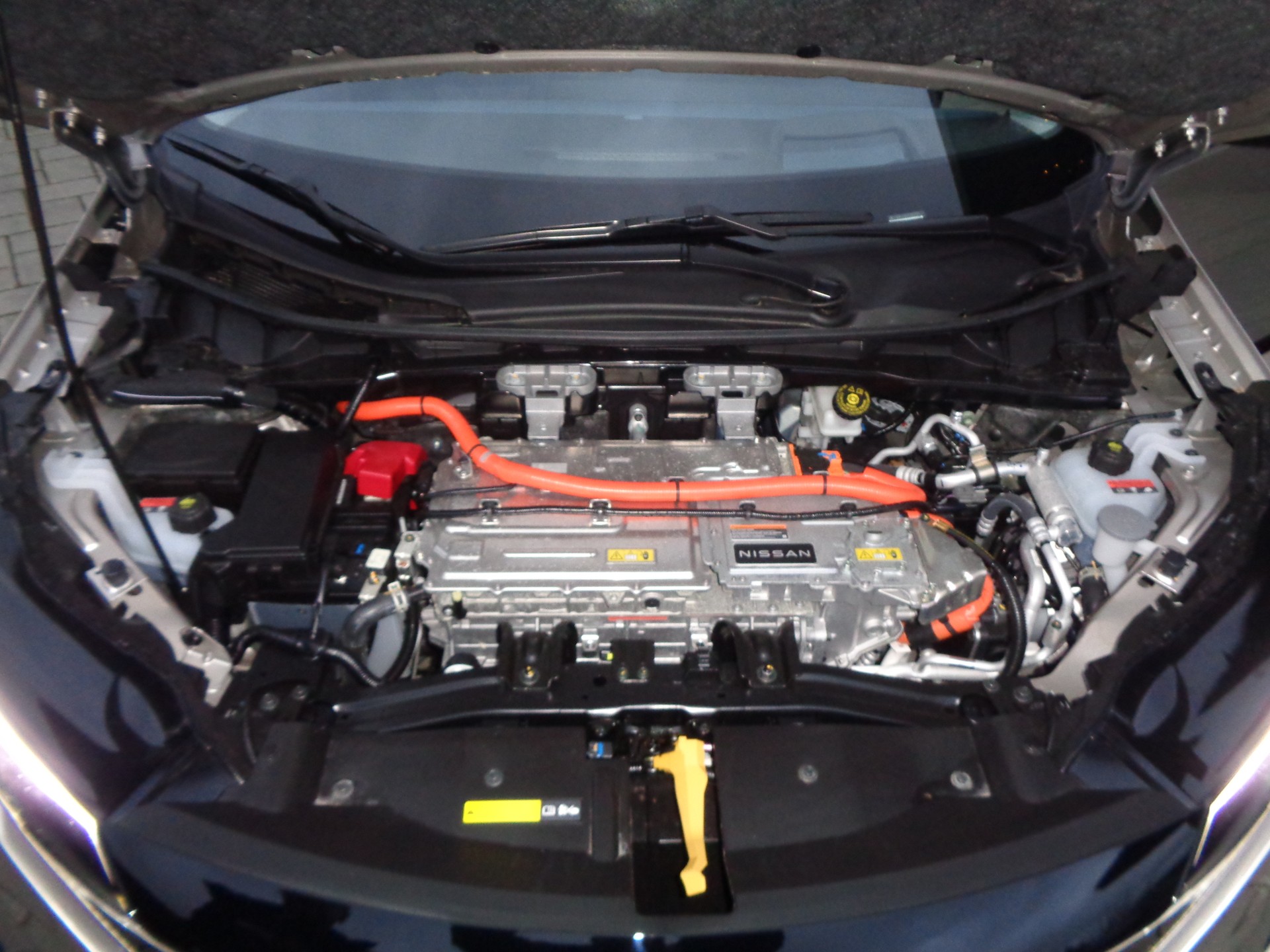 NISSAN Ariya 87 kWh Evolve - 18