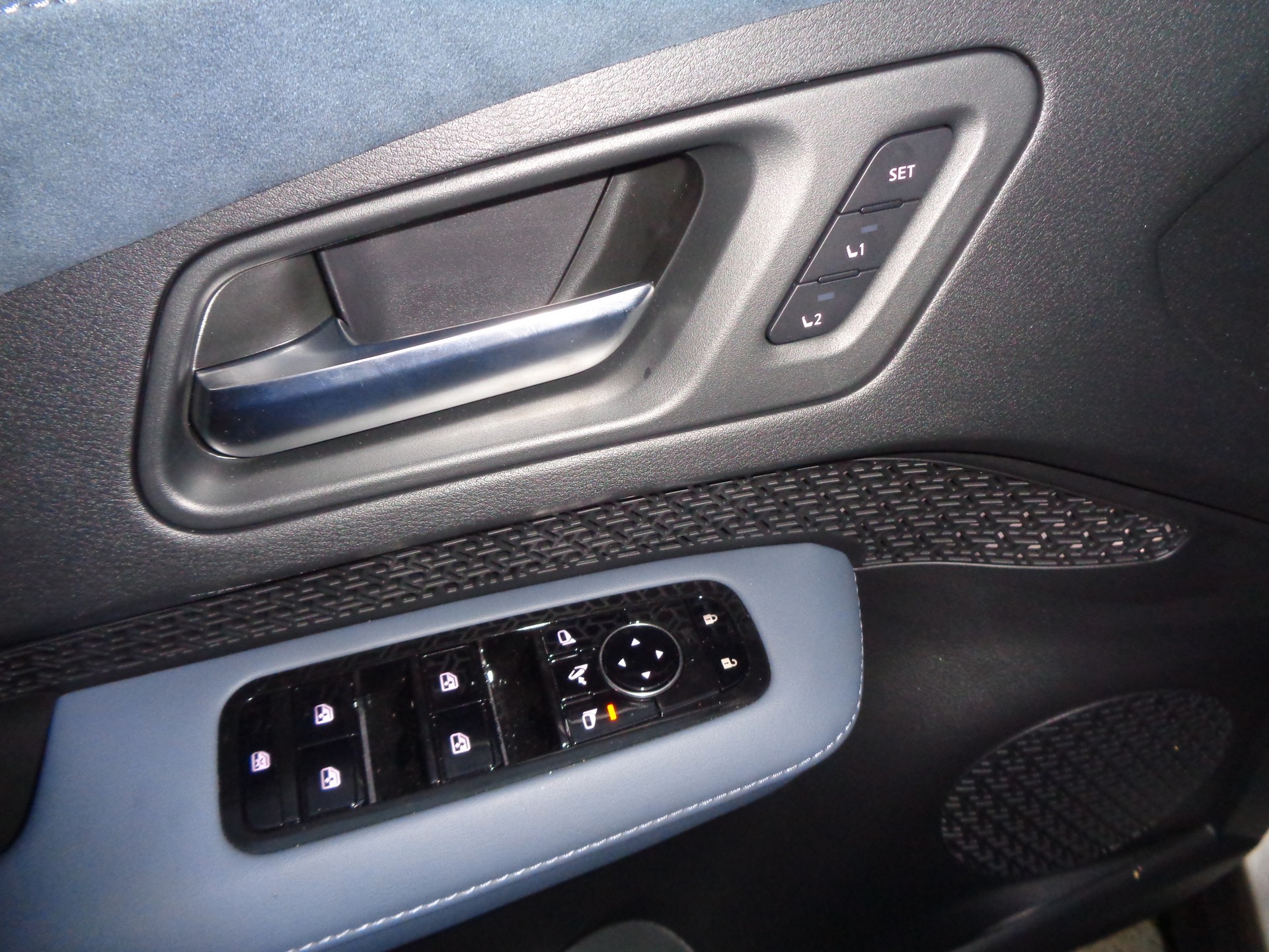 NISSAN Ariya 87 kWh Evolve - 16